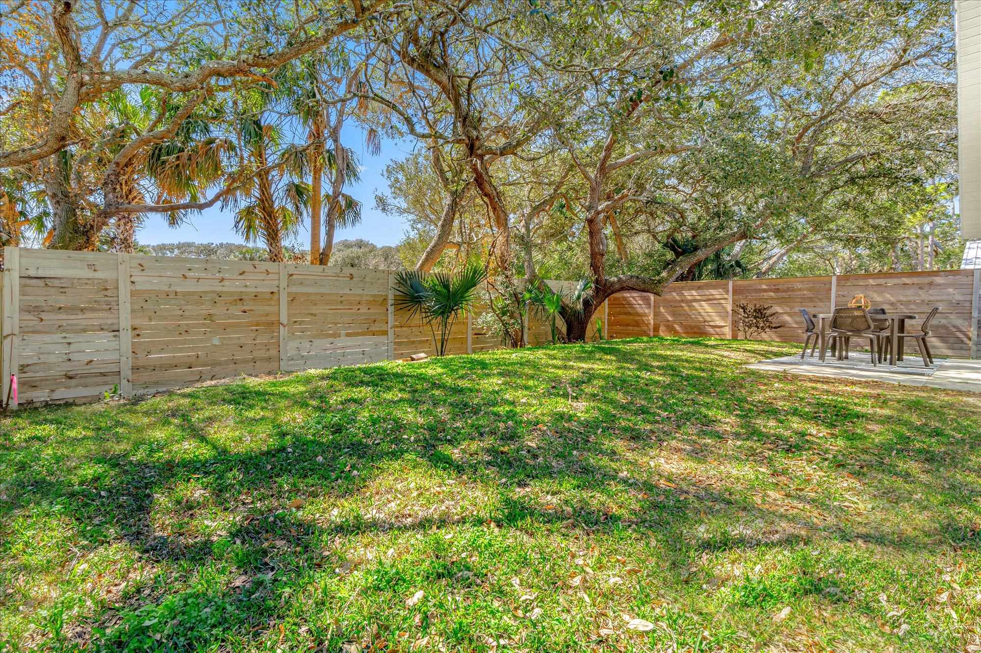 Image 30 of 42 For 209 C Street