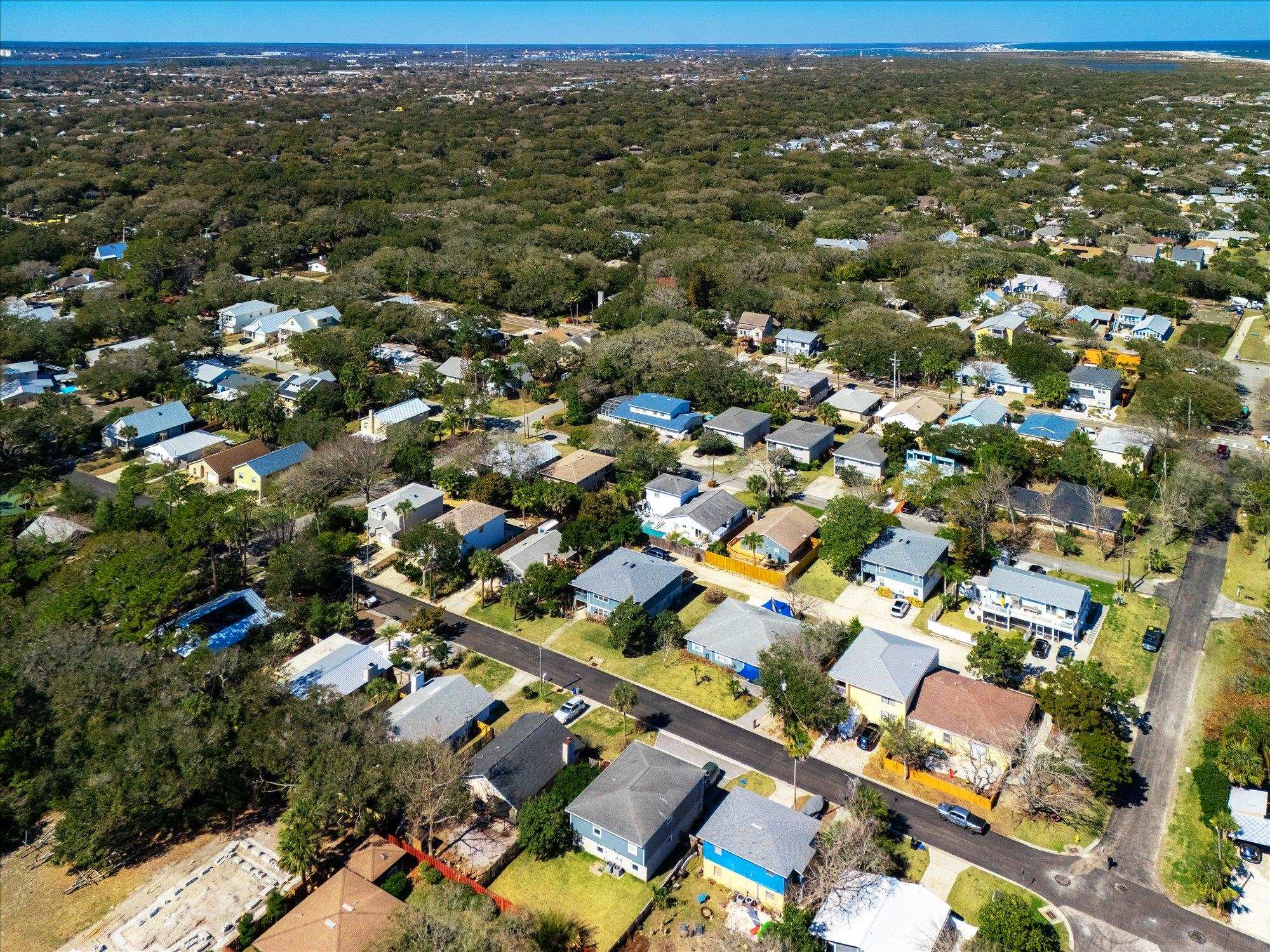 Image 39 of 42 For 209 C Street