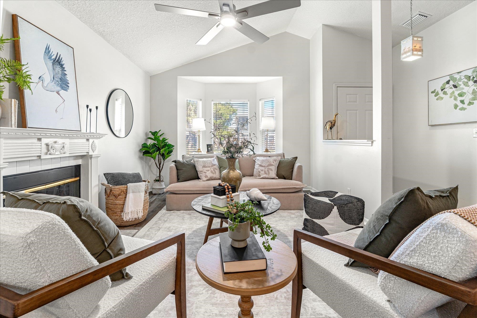 Image 6 of 42 For 209 C Street