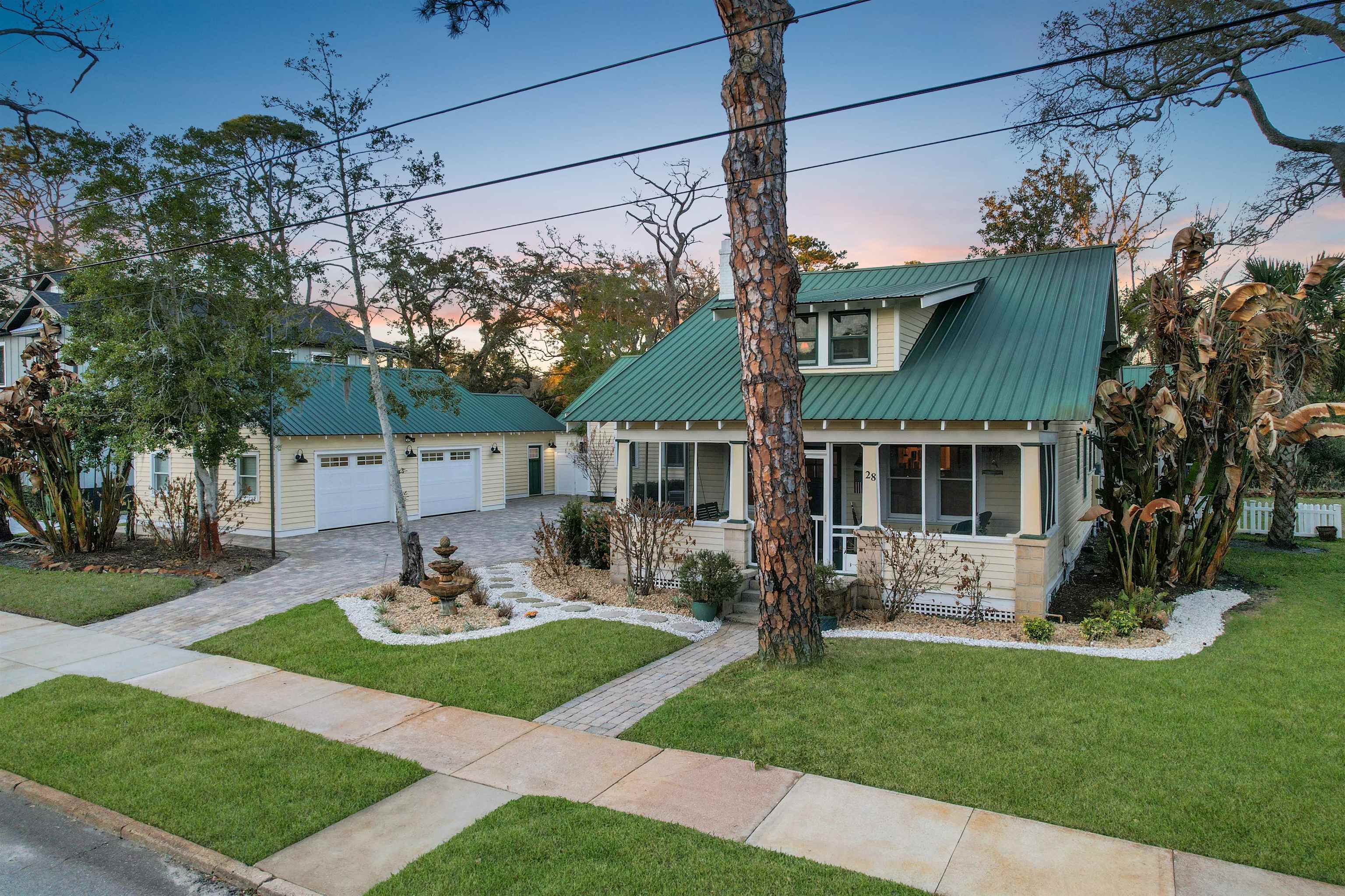 Image 61 of 69 For 28 Park Ave E