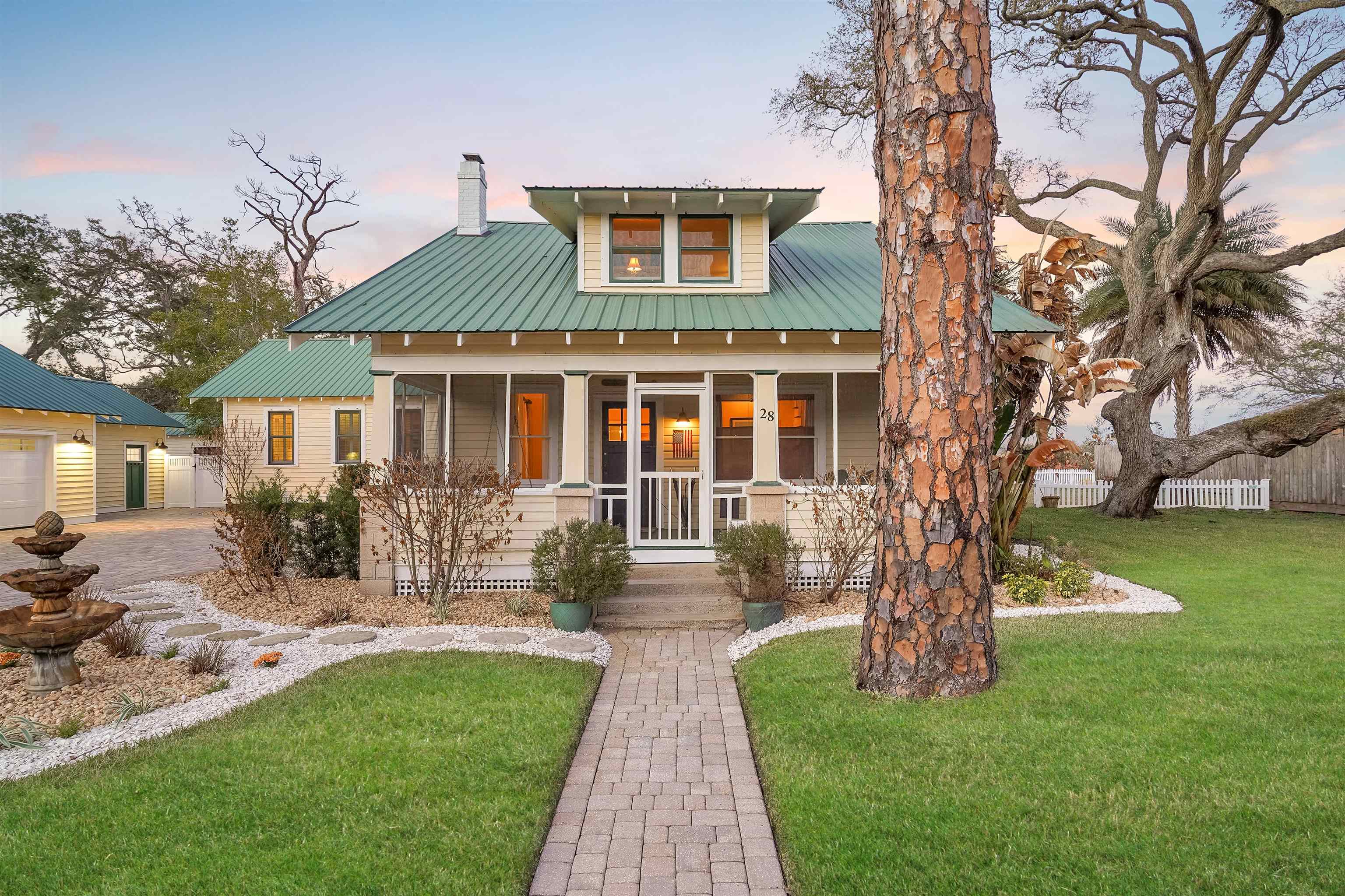 Image 62 of 69 For 28 Park Ave E