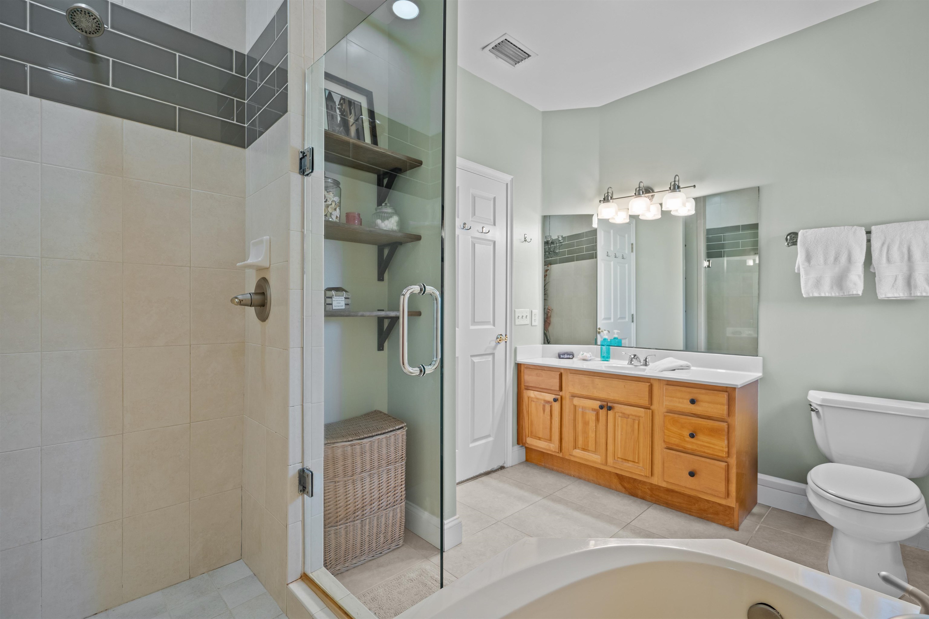 Image 24 of 52 For 670 A1a Beach Boulevard  C