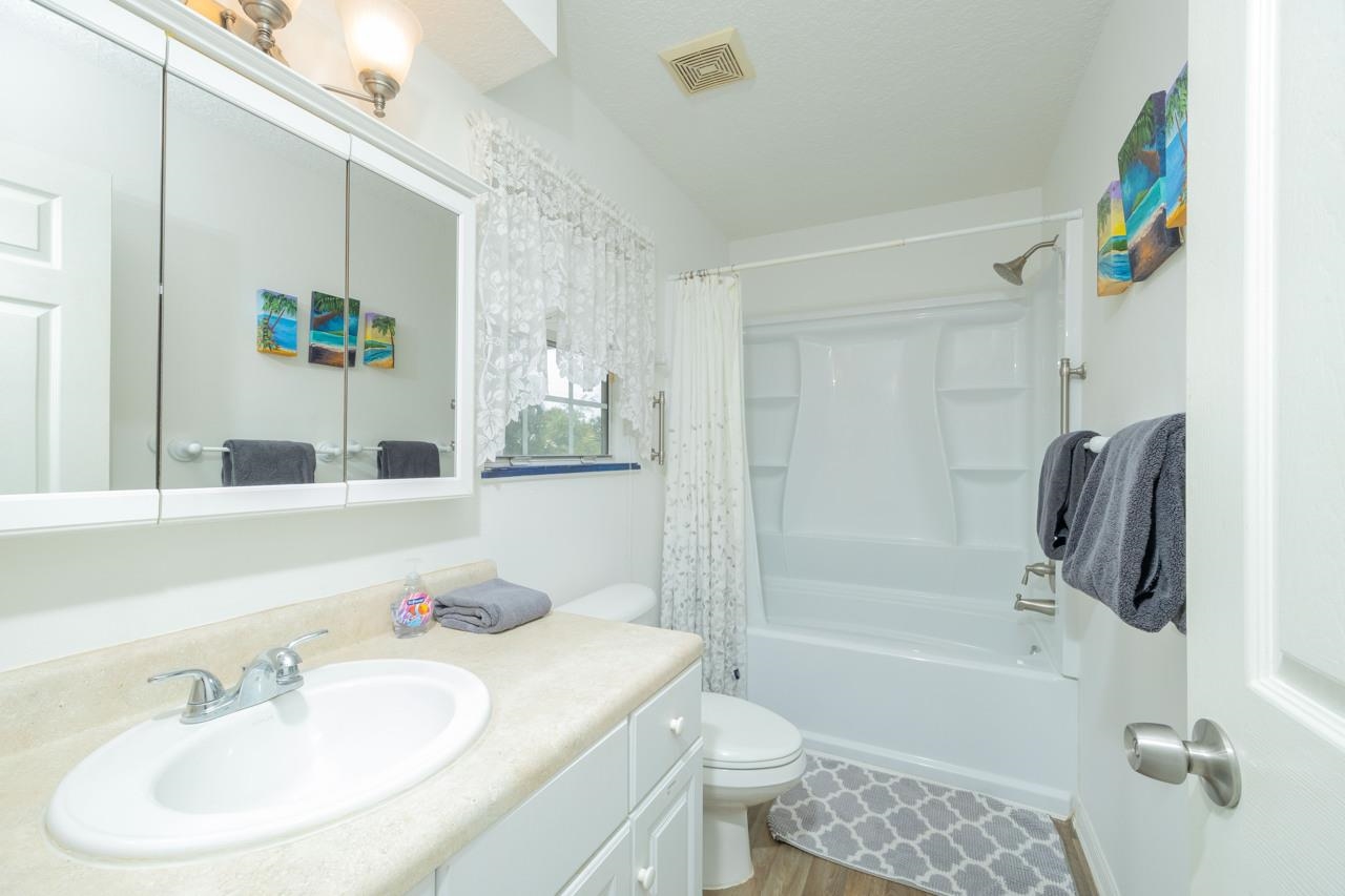 Image 34 of 79 For 232 Riberia St