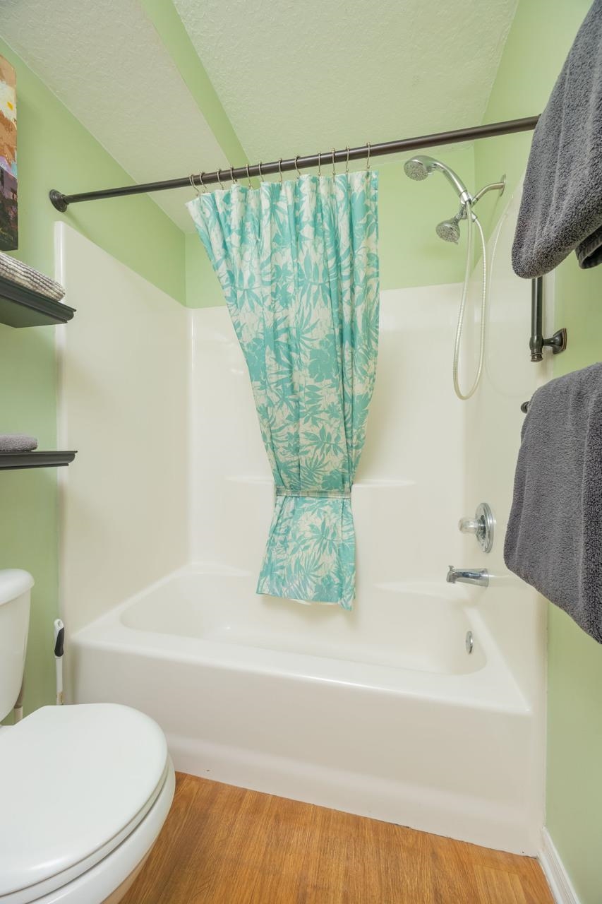 Image 35 of 79 For 232 Riberia St