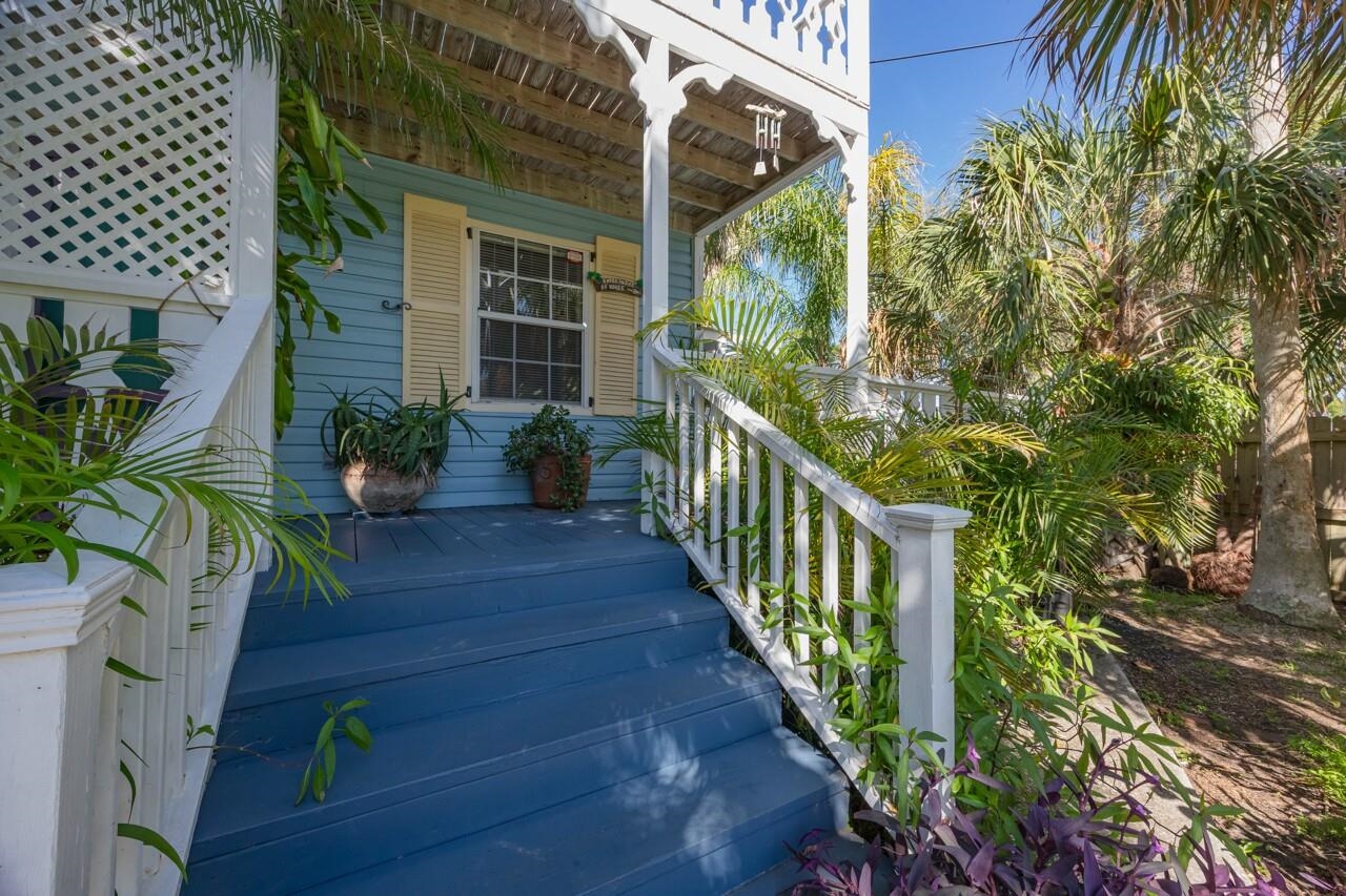 Image 47 of 79 For 232 Riberia St