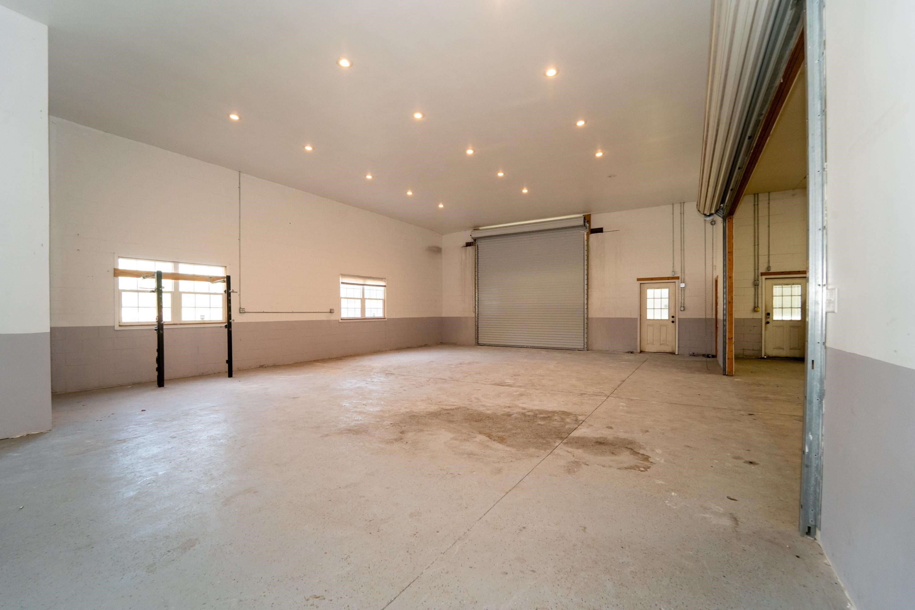 Image 19 of 28 For 5285 Big Oak Rd