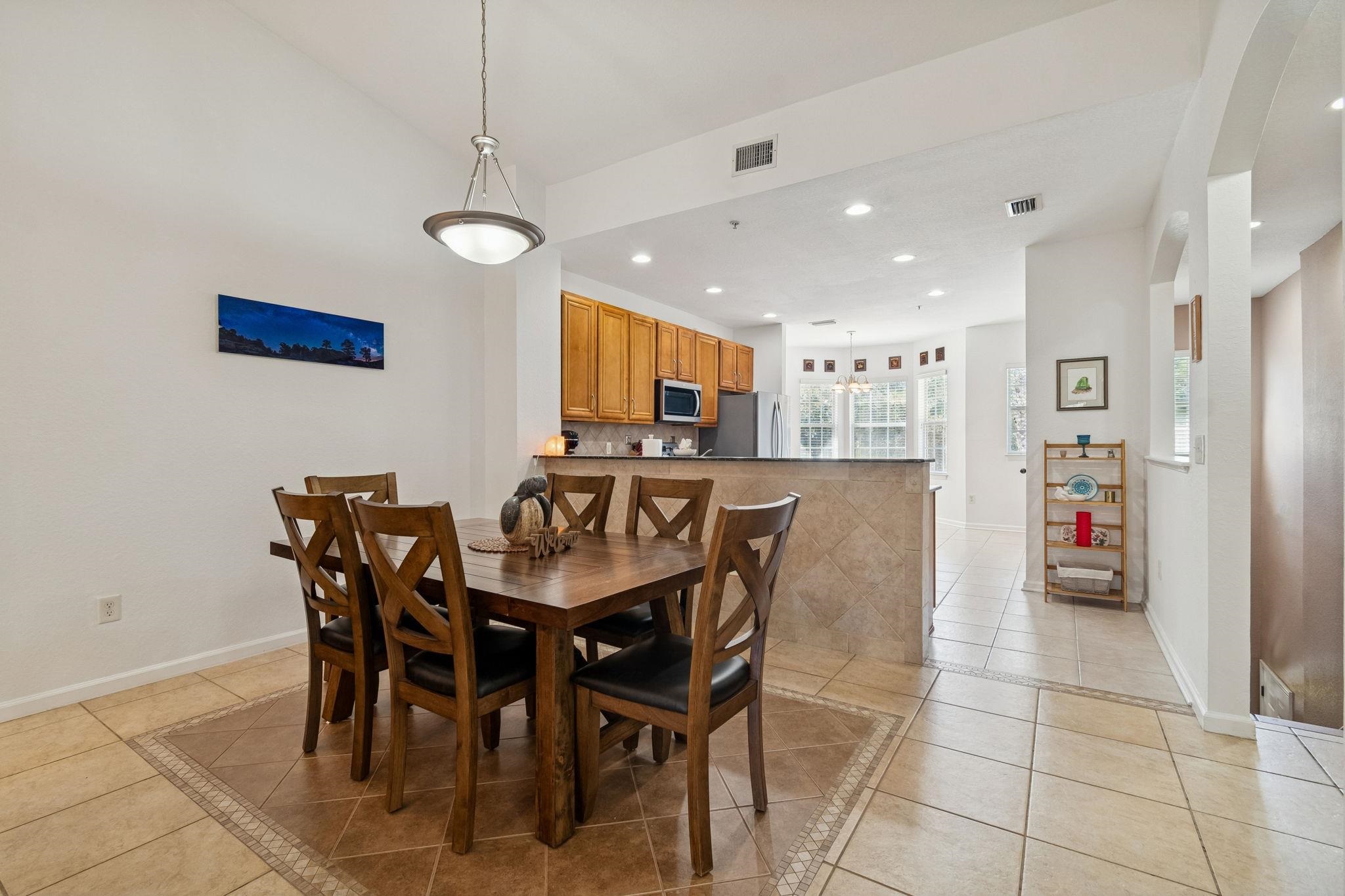 Image 10 of 78 For 175 Bayberry Cir  1005