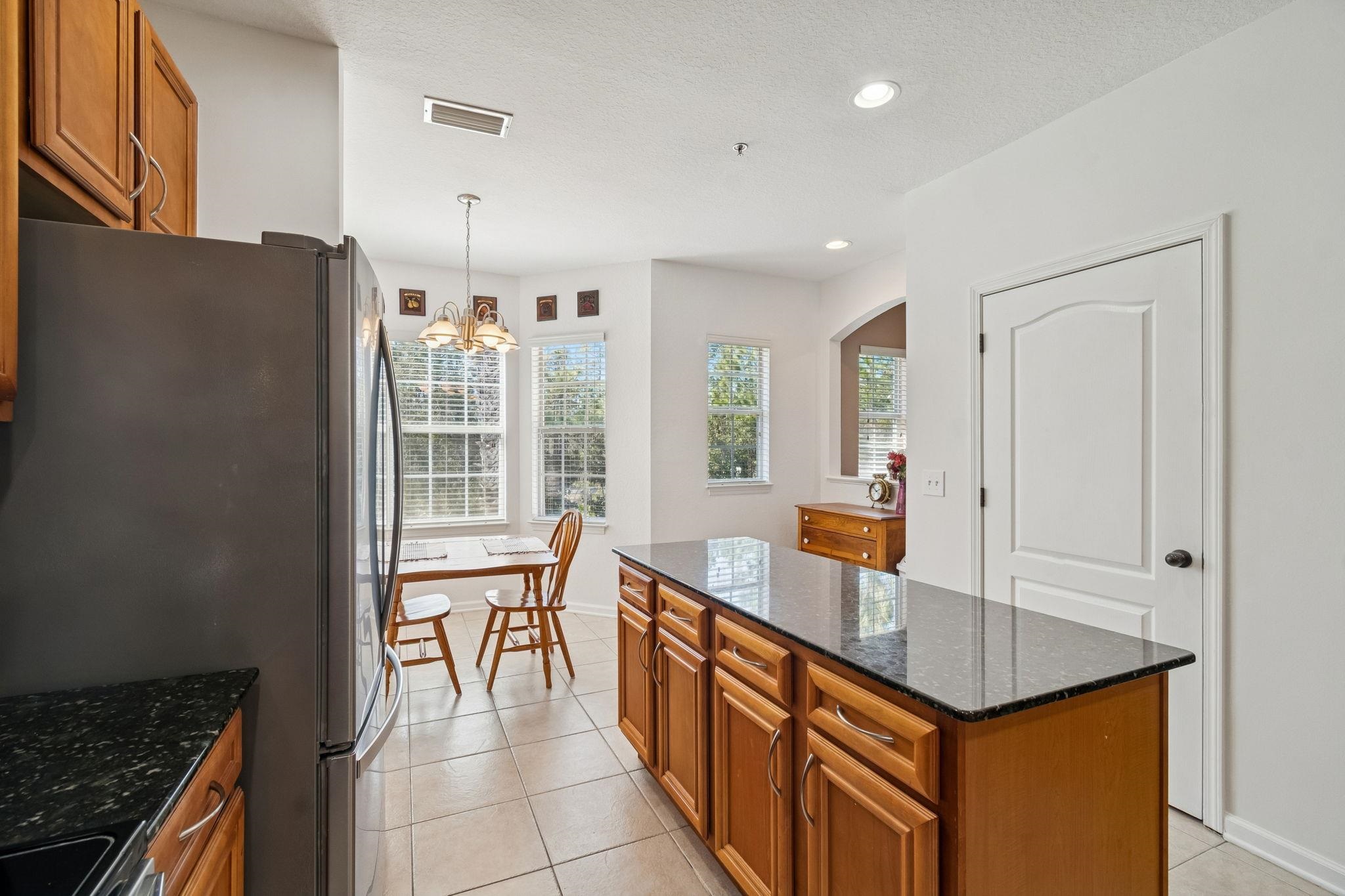 Image 19 of 78 For 175 Bayberry Cir  1005