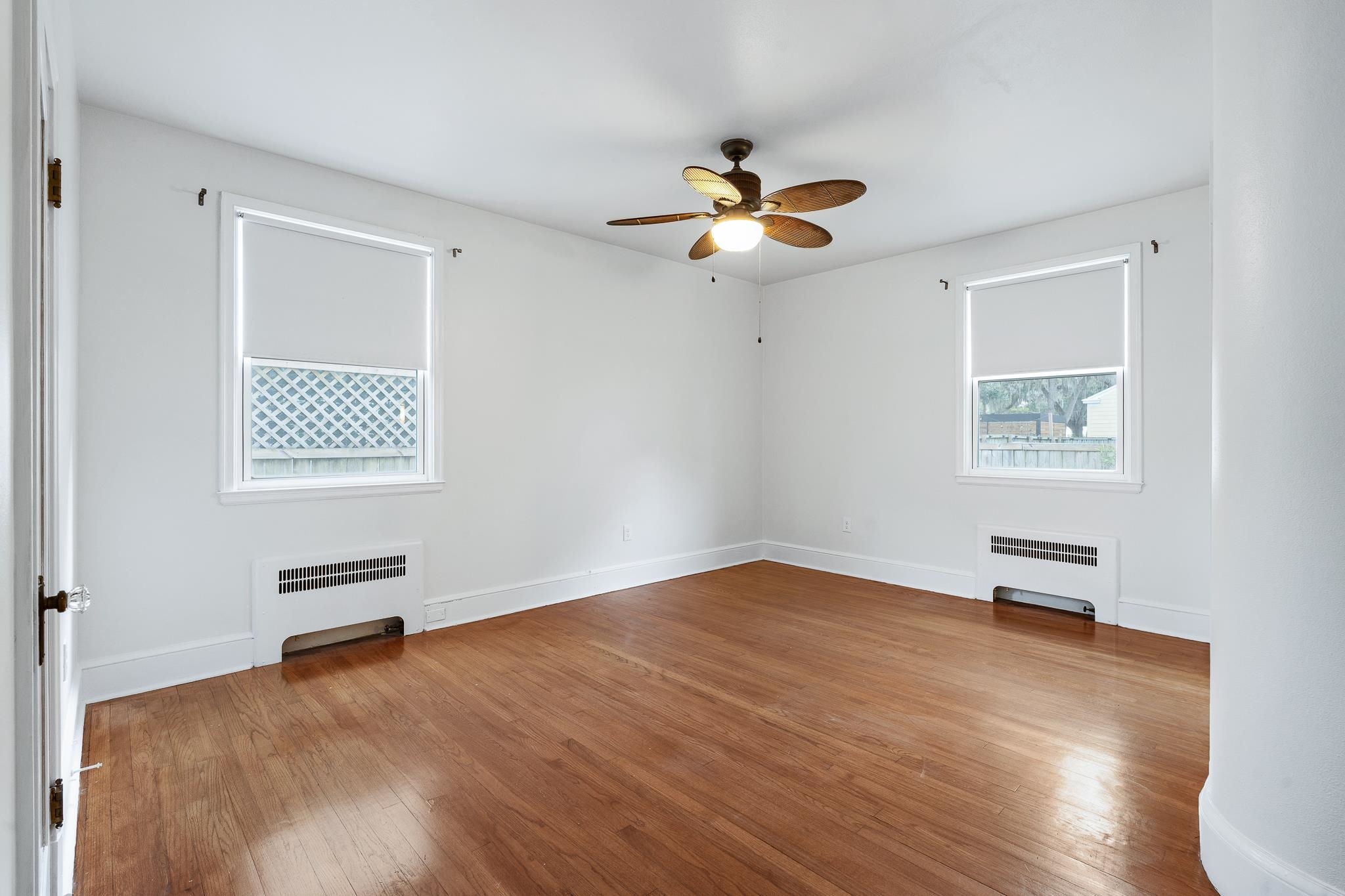 Image 23 of 38 For 25 May St  