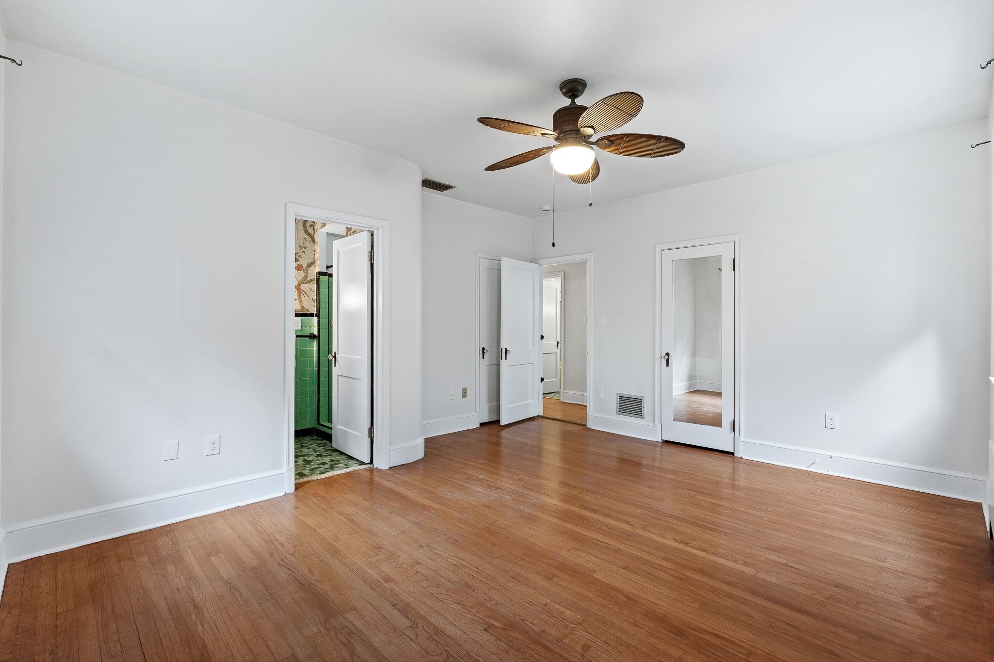 Image 24 of 38 For 25 May St  