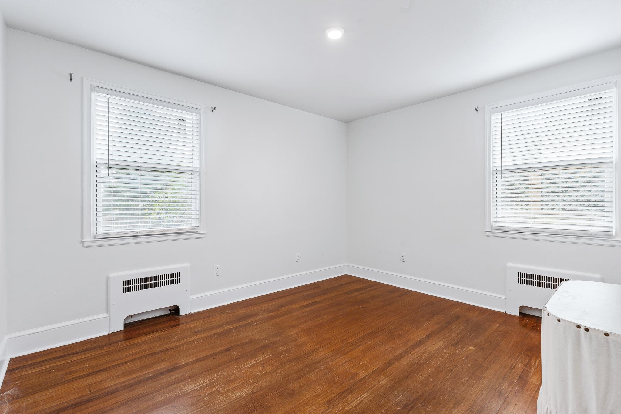 Image 27 of 38 For 25 May St  