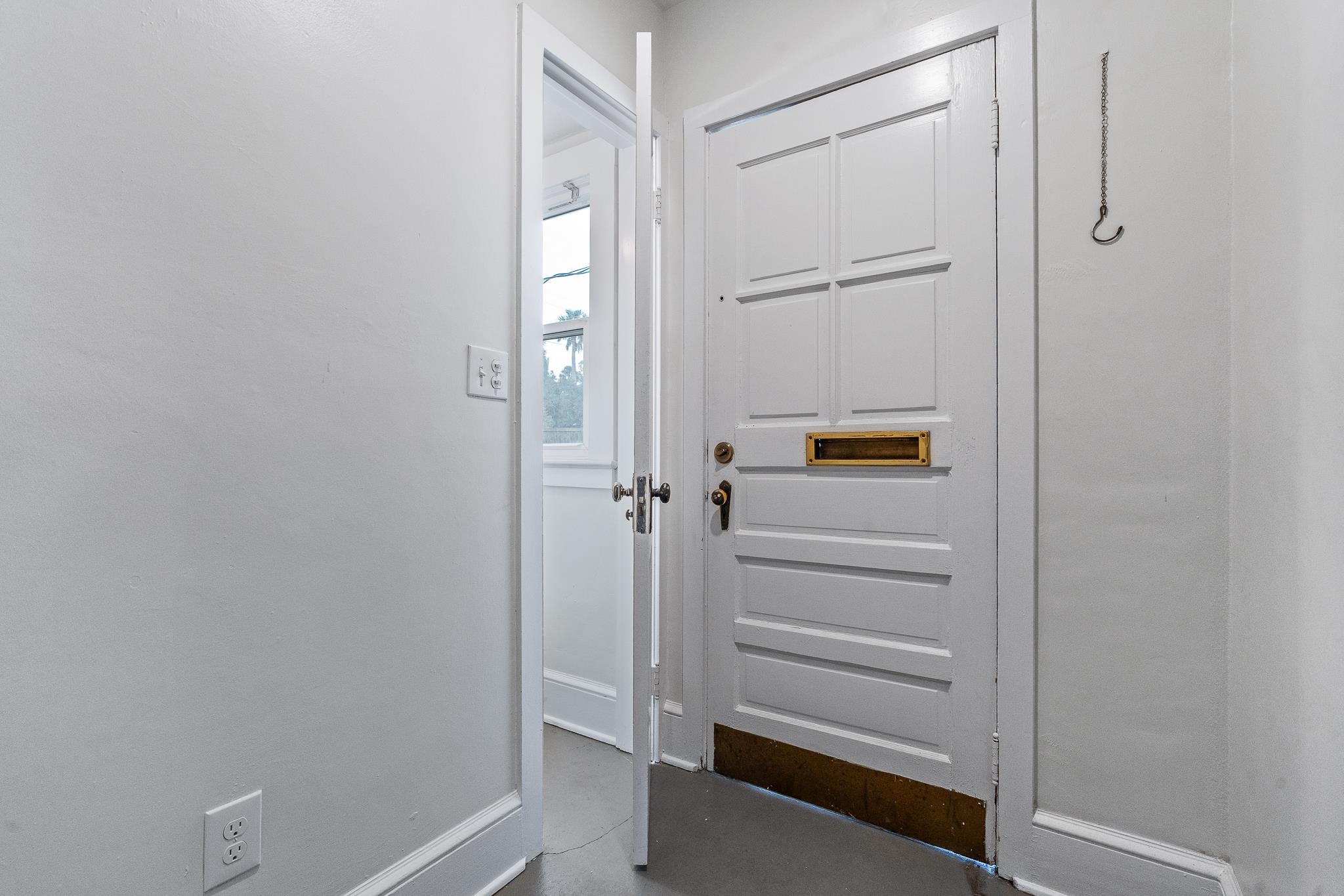 Image 29 of 38 For 25 May St  