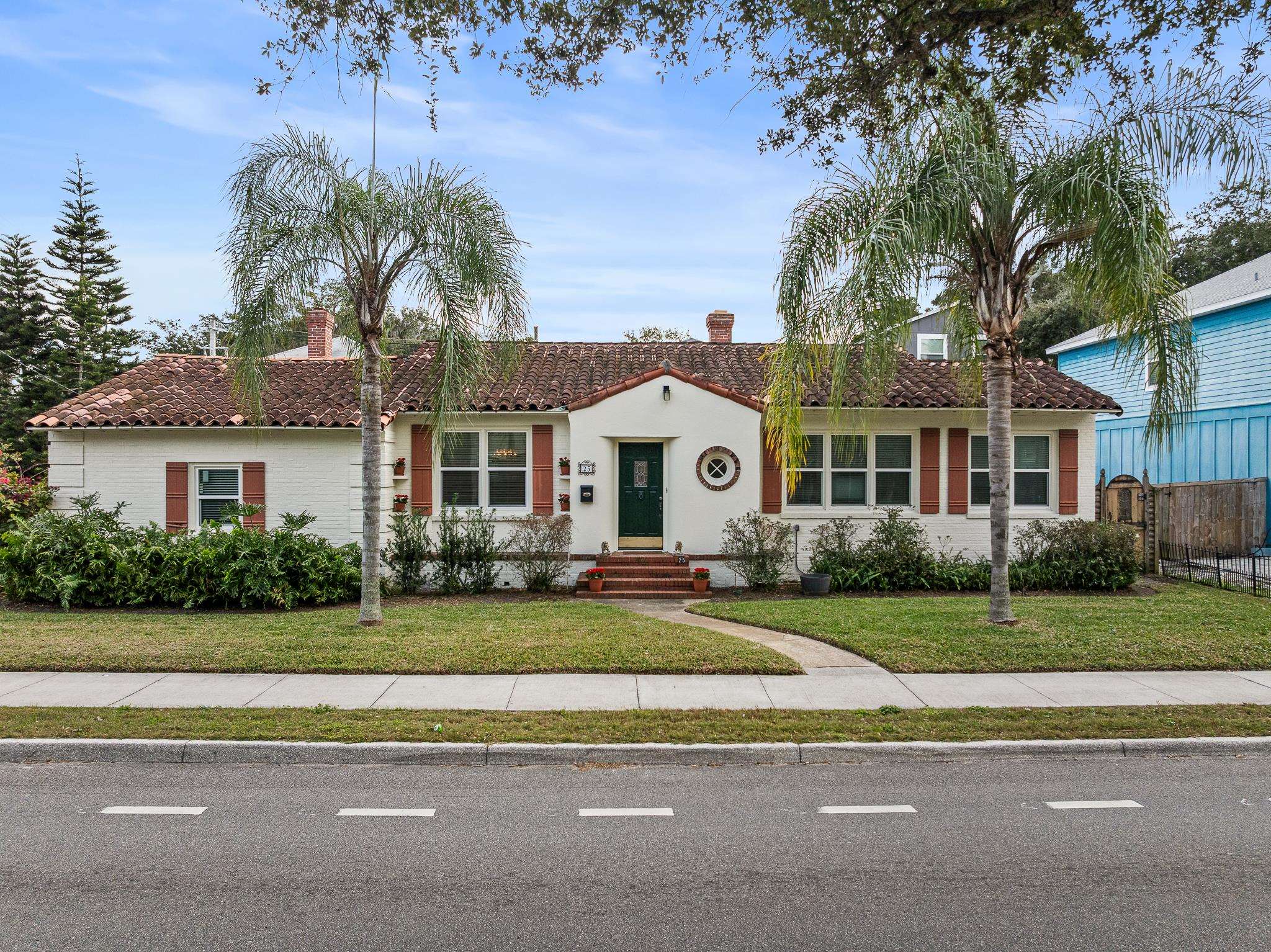 Image 4 of 38 For 25 May St  