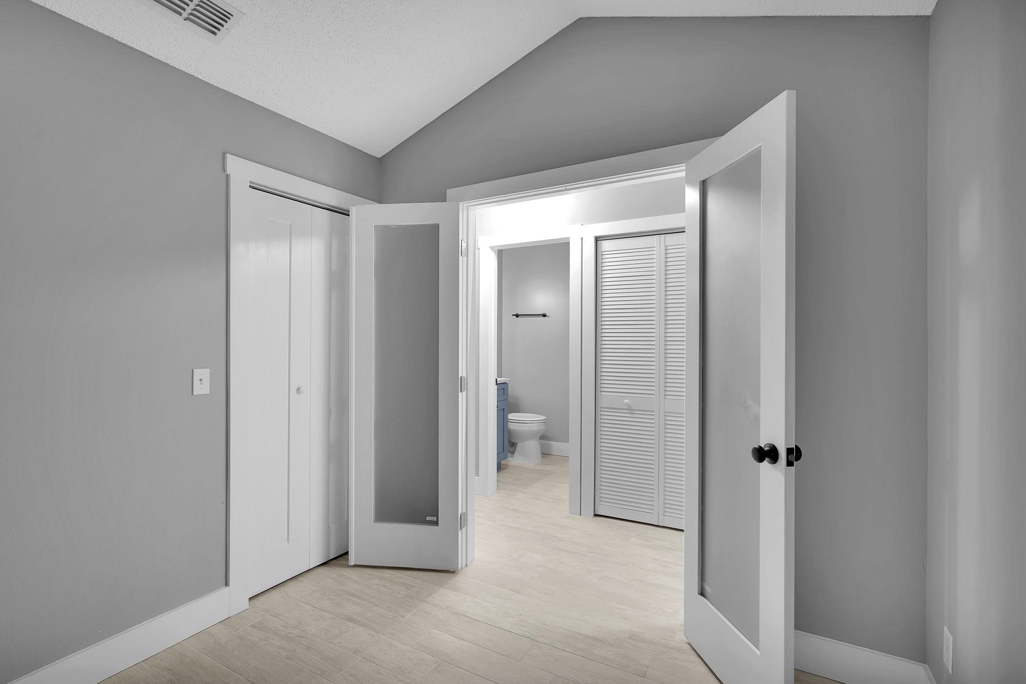 Image 9 of 23 For 30 Catalonia Ct