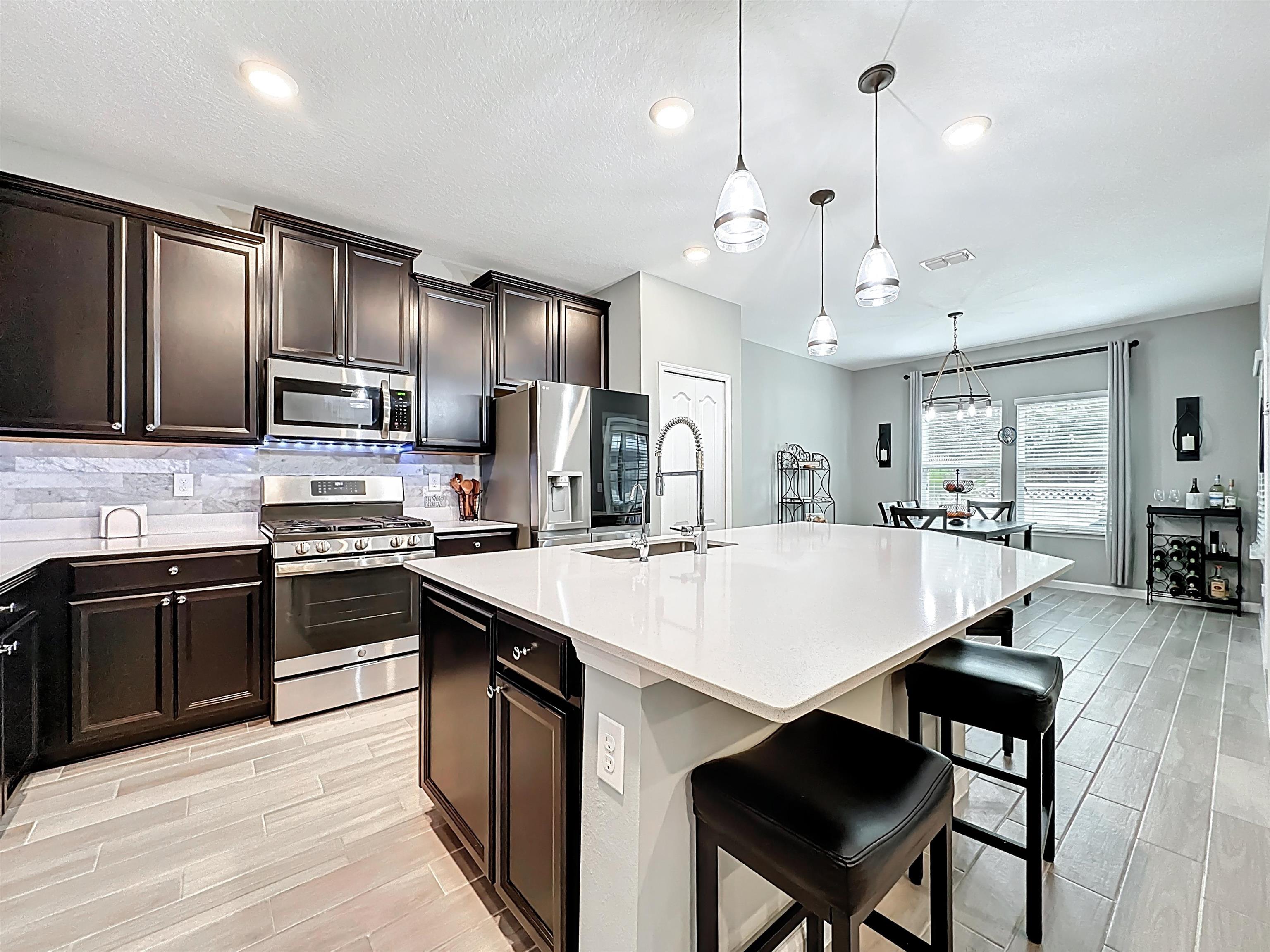 Image 2 of 47 For 39 Athens Dr