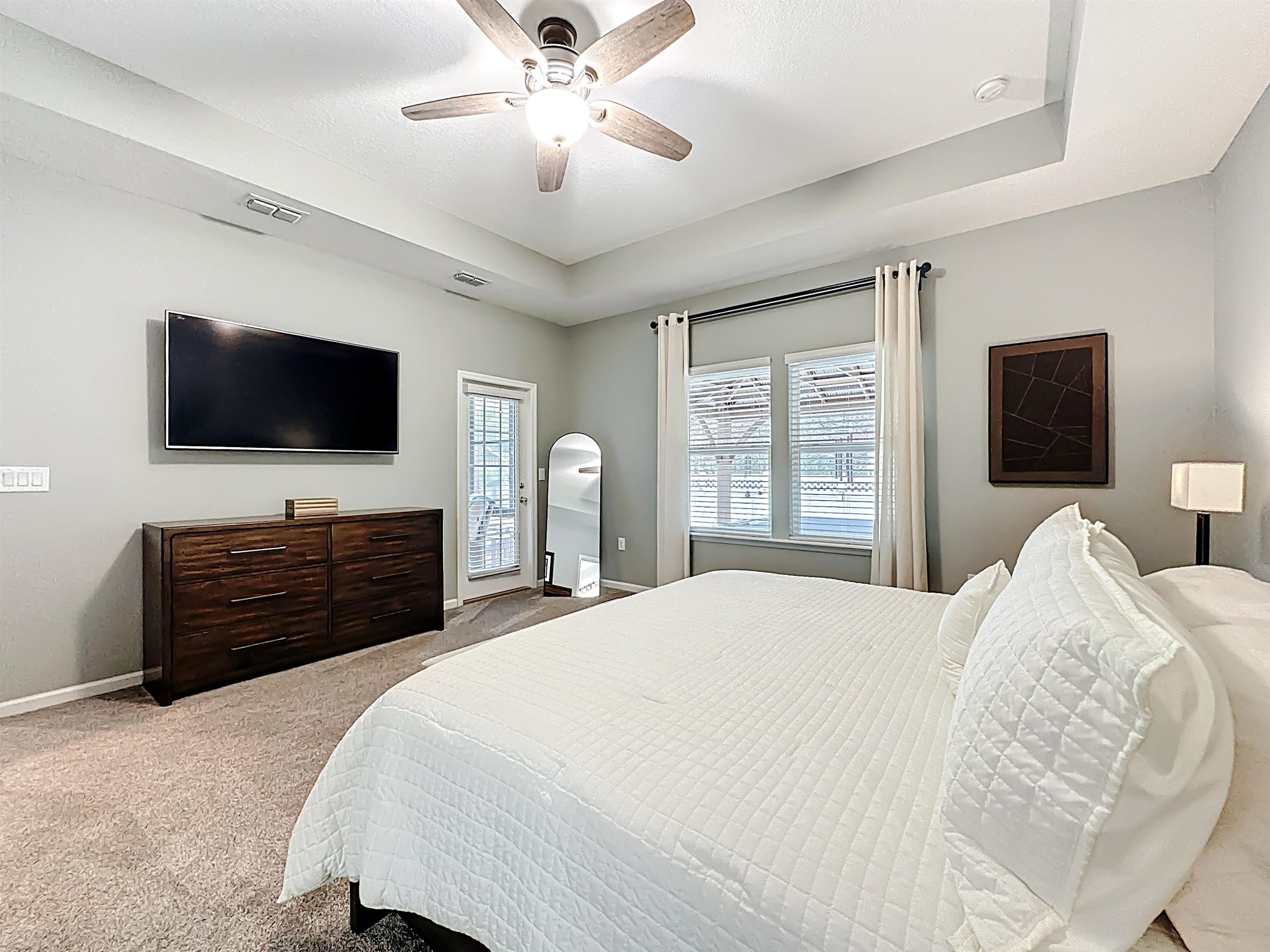 Image 20 of 47 For 39 Athens Dr