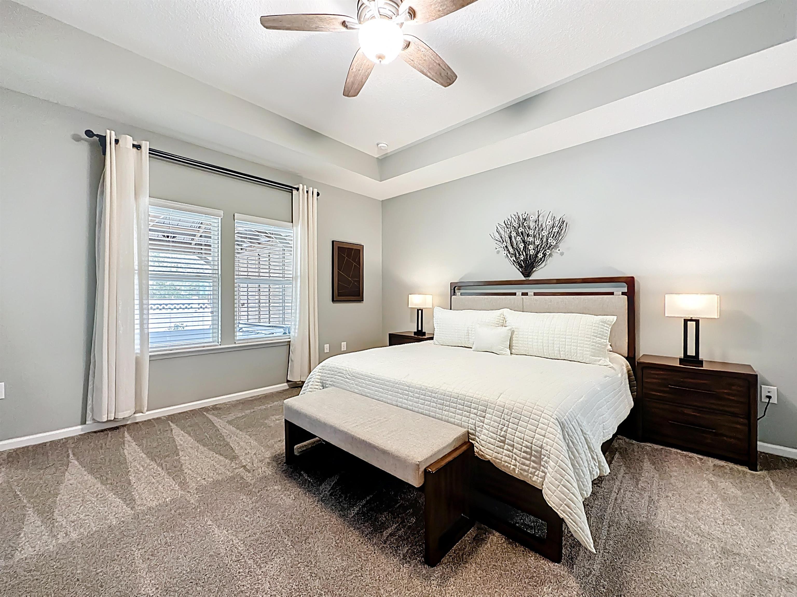 Image 21 of 47 For 39 Athens Dr