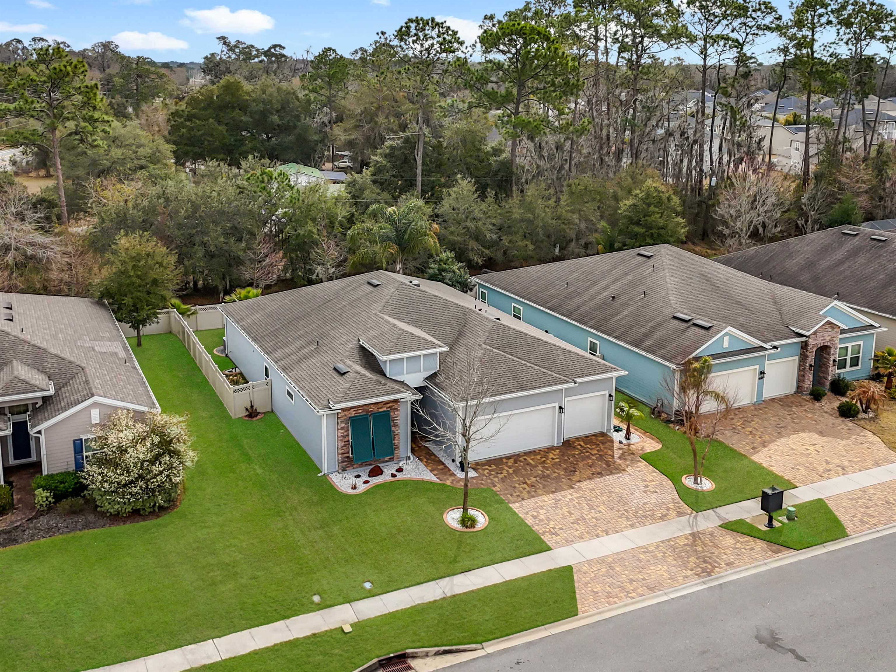 Image 8 of 47 For 39 Athens Dr