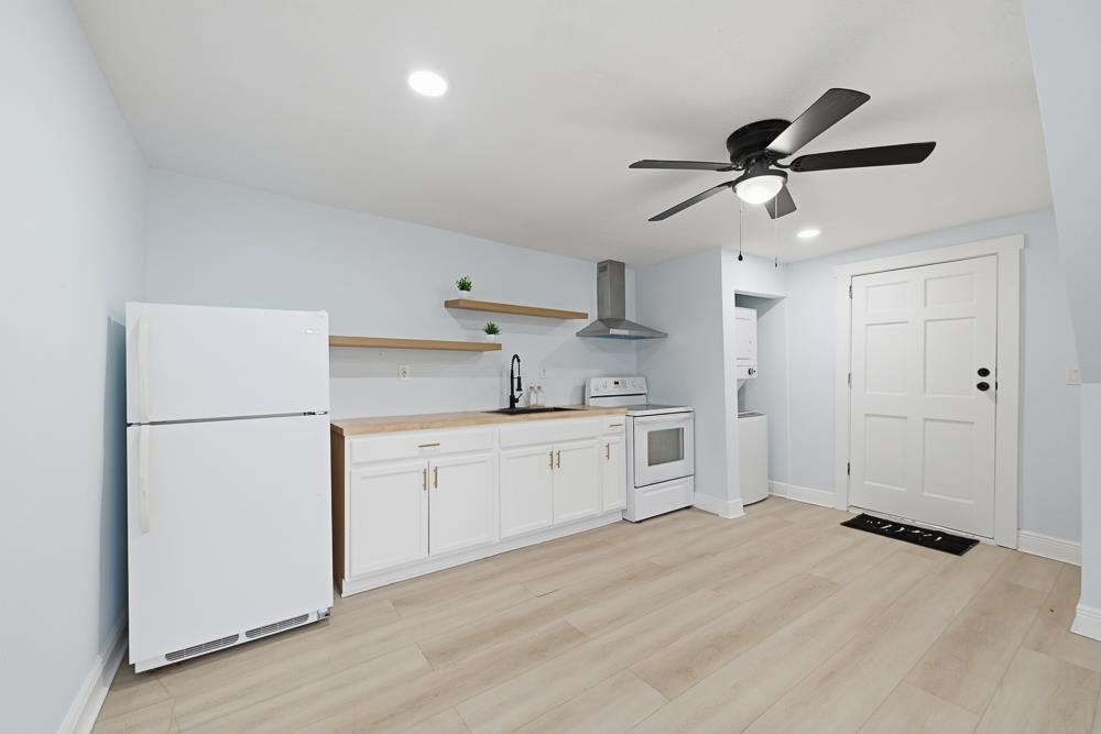 Image 27 of 42 For 680 46th St W