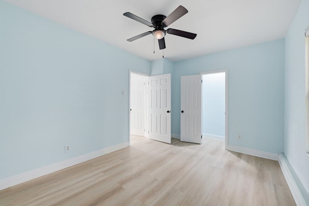 Image 36 of 42 For 680 46th St W