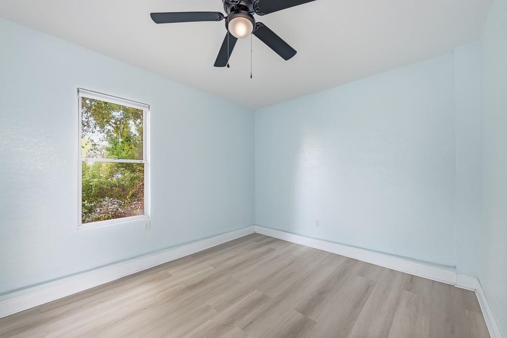 Image 37 of 42 For 680 46th St W