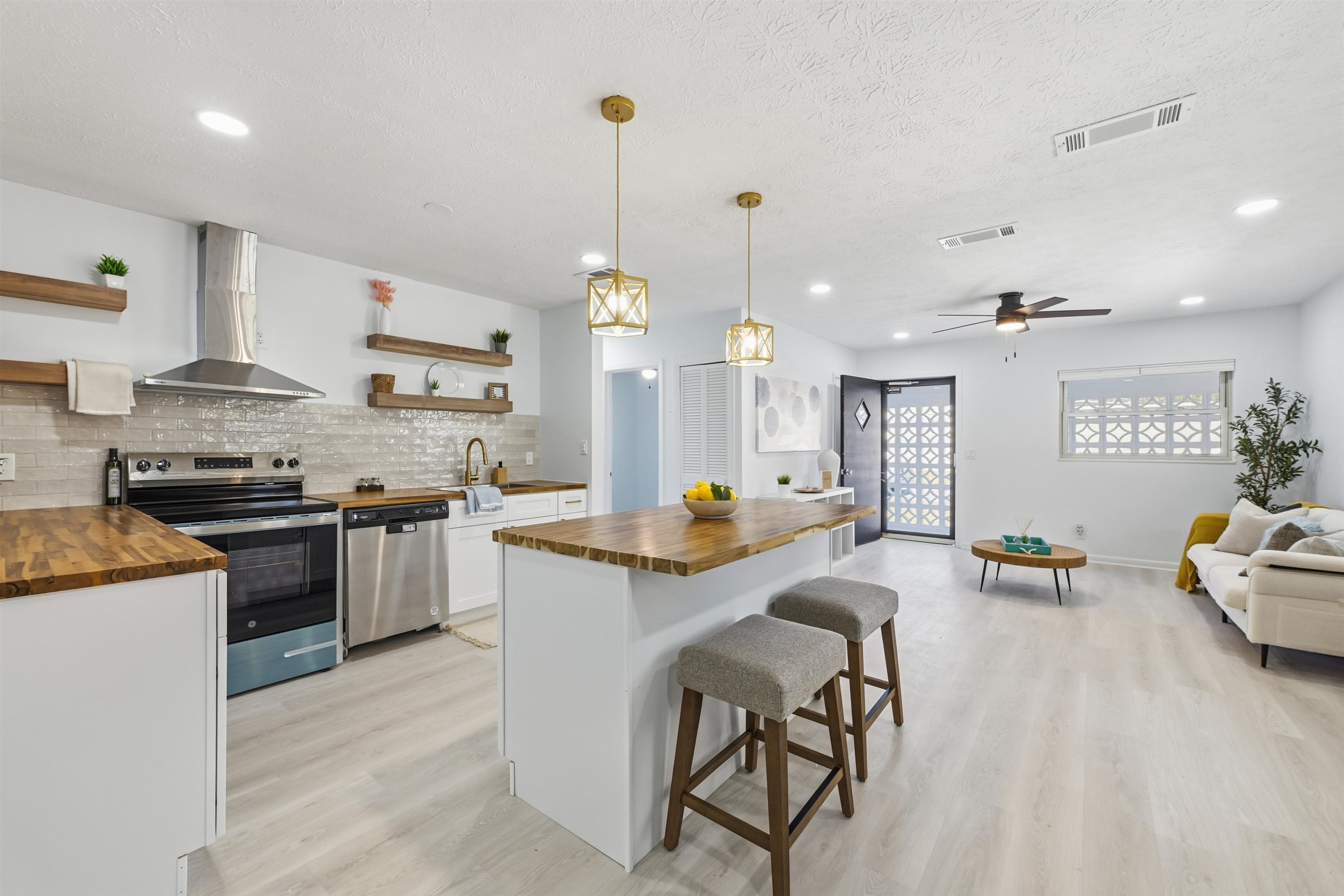 Image 10 of 36 For 8628 Blarney Stone Ct