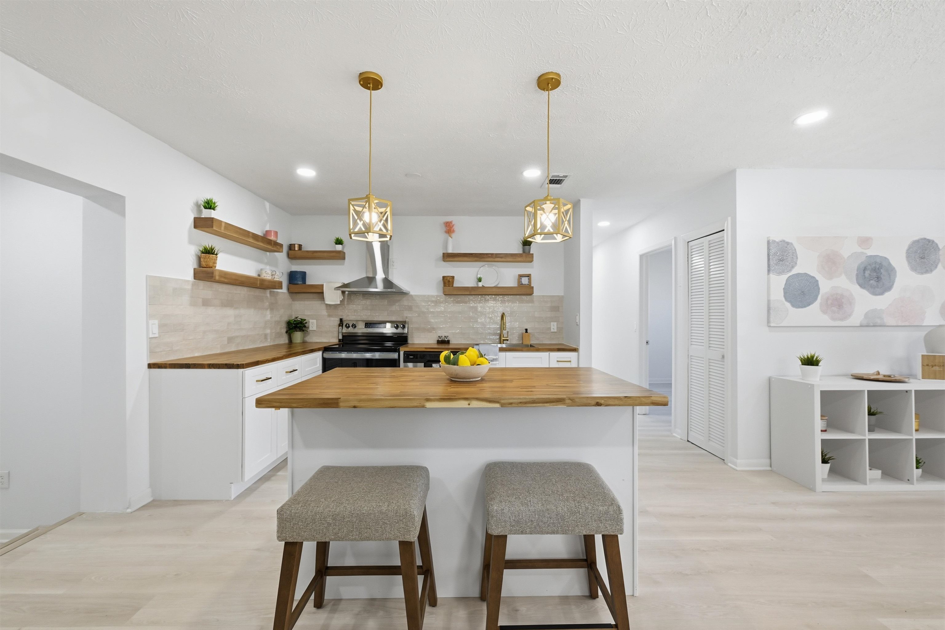 Image 11 of 36 For 8628 Blarney Stone Ct