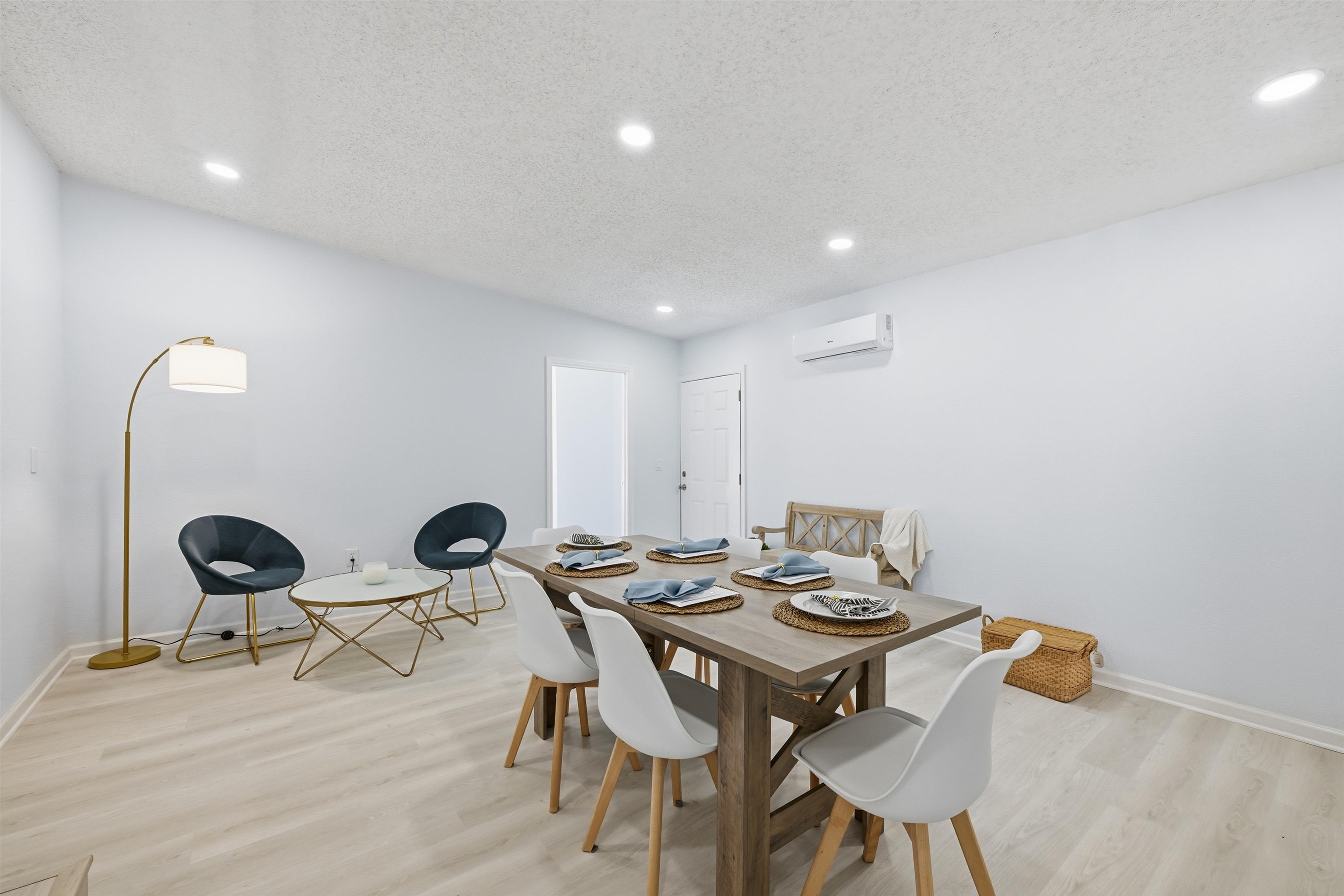 Image 16 of 36 For 8628 Blarney Stone Ct