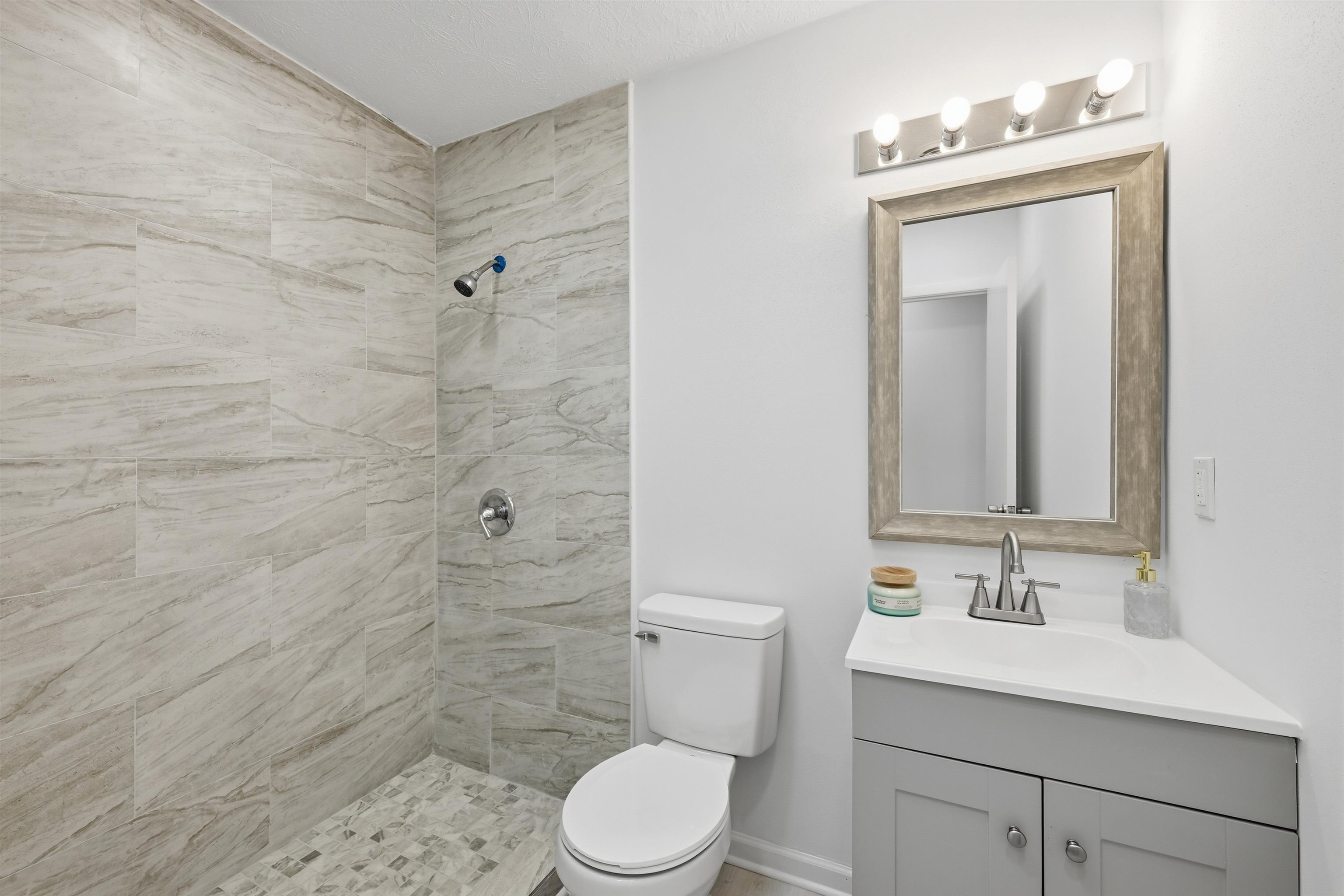 Image 19 of 36 For 8628 Blarney Stone Ct