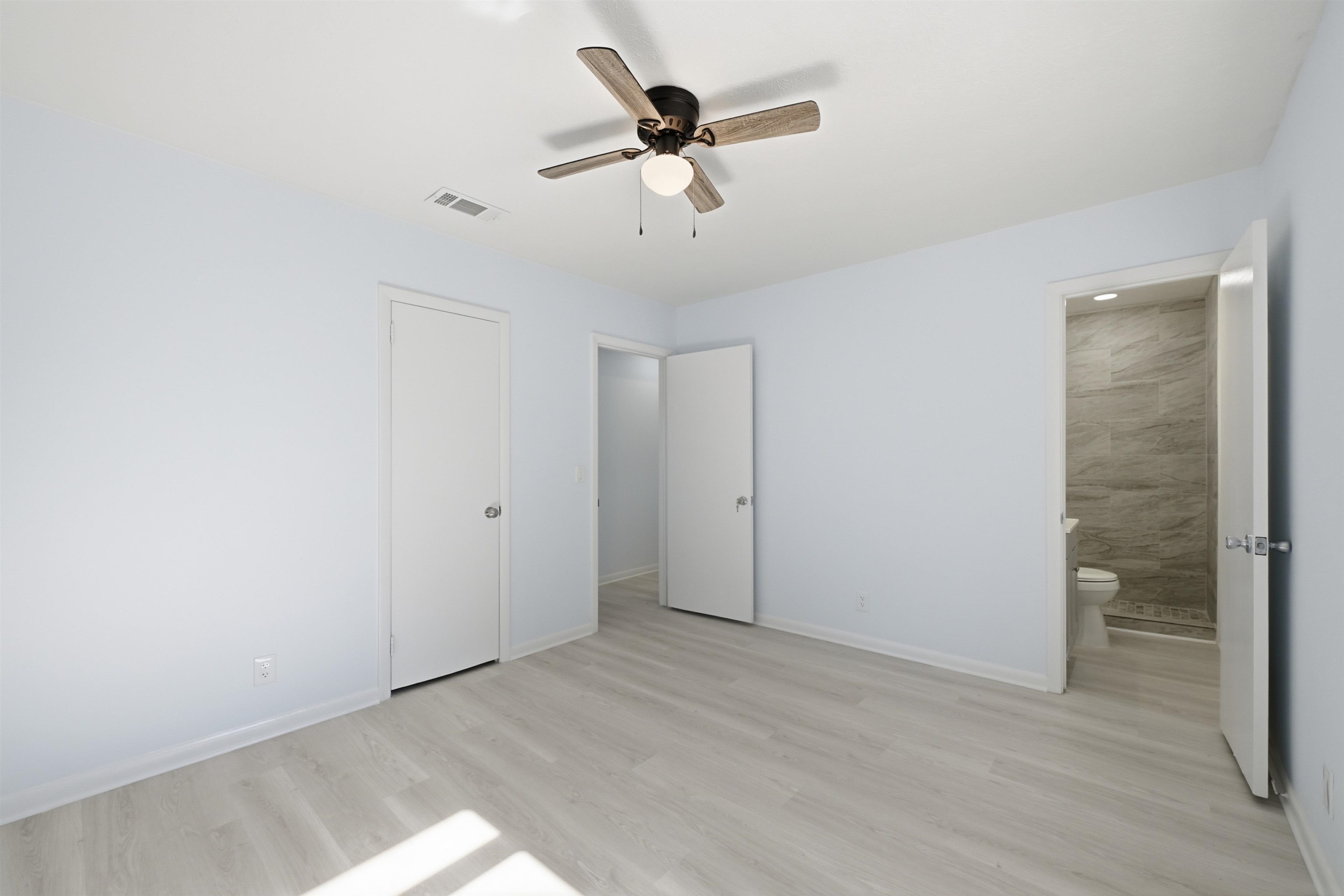 Image 20 of 36 For 8628 Blarney Stone Ct