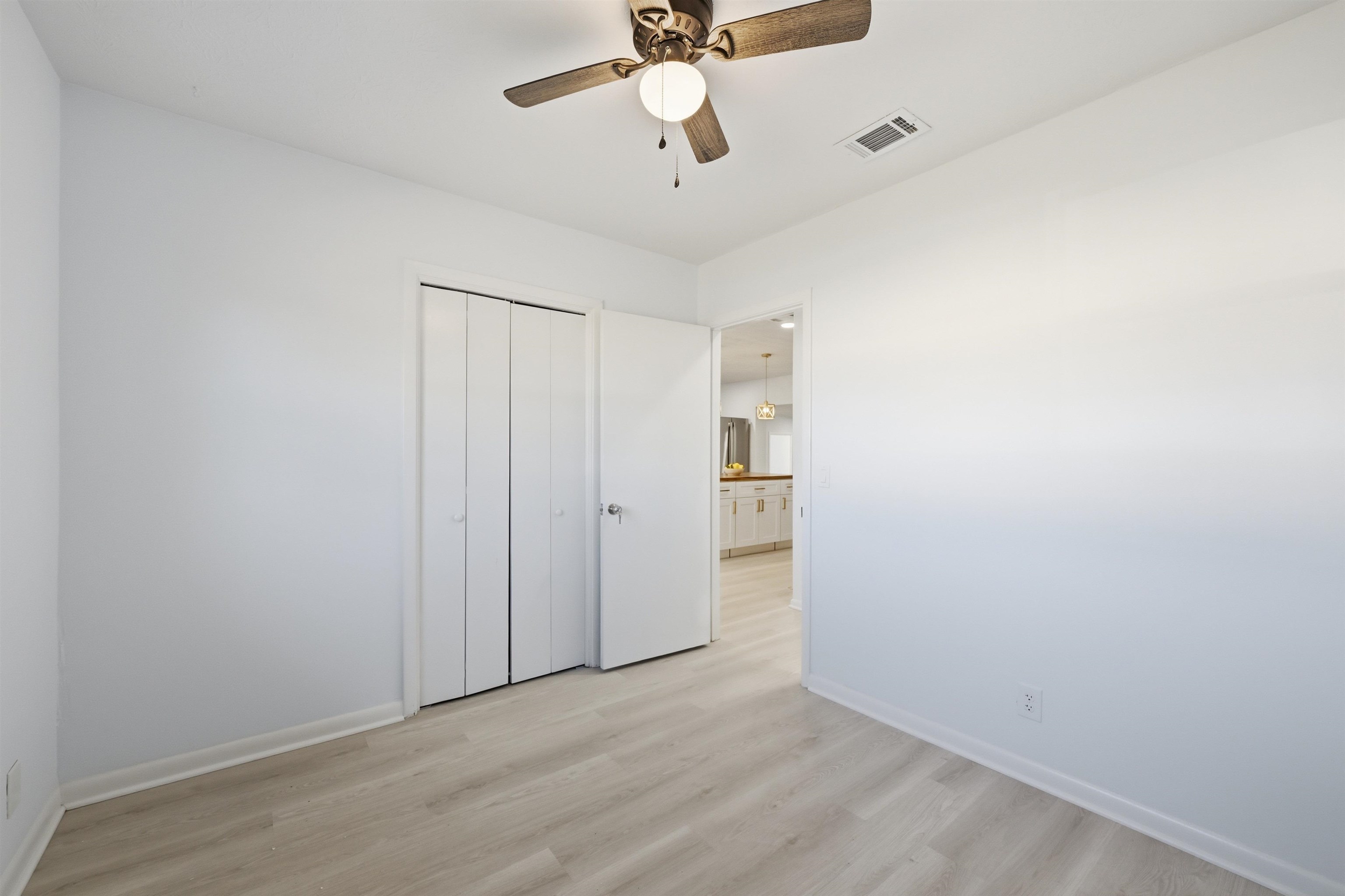 Image 22 of 36 For 8628 Blarney Stone Ct