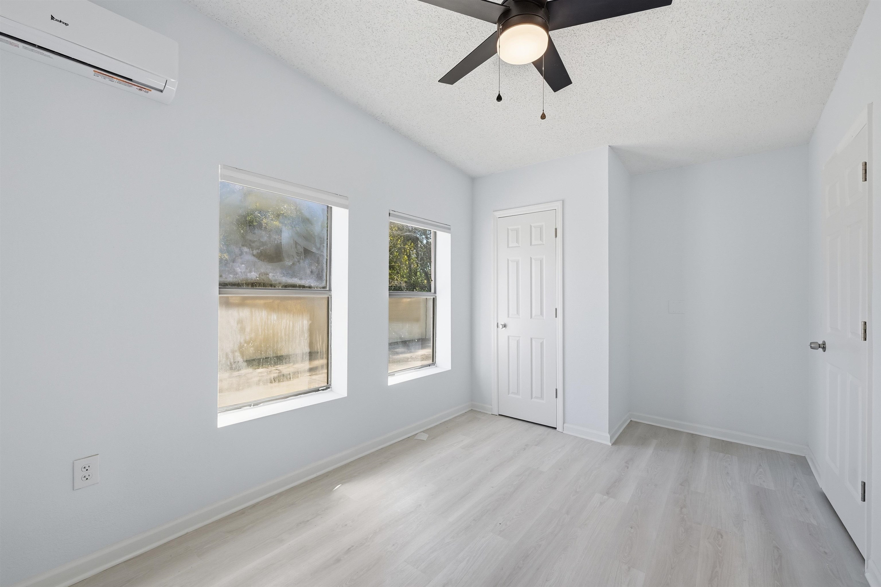 Image 28 of 36 For 8628 Blarney Stone Ct