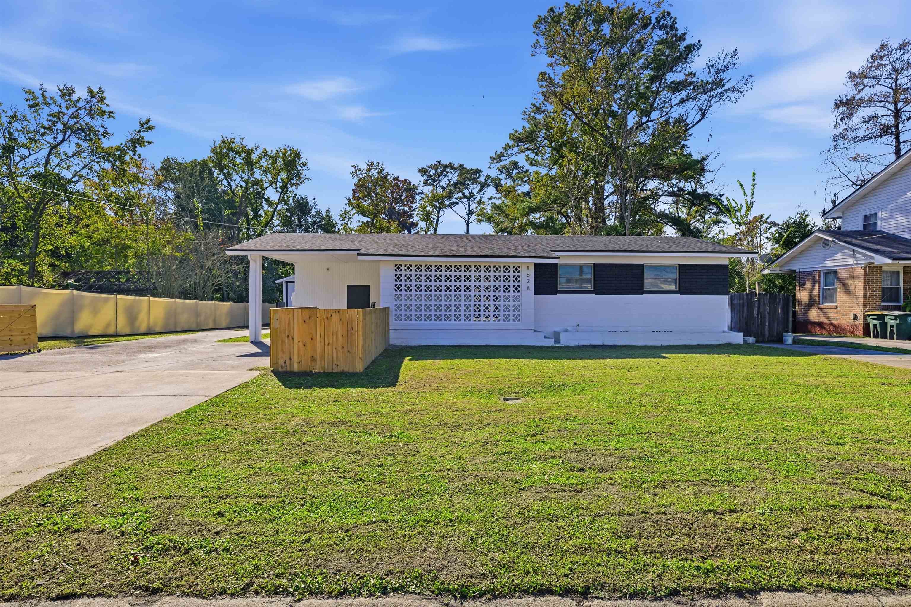 Image 3 of 36 For 8628 Blarney Stone Ct