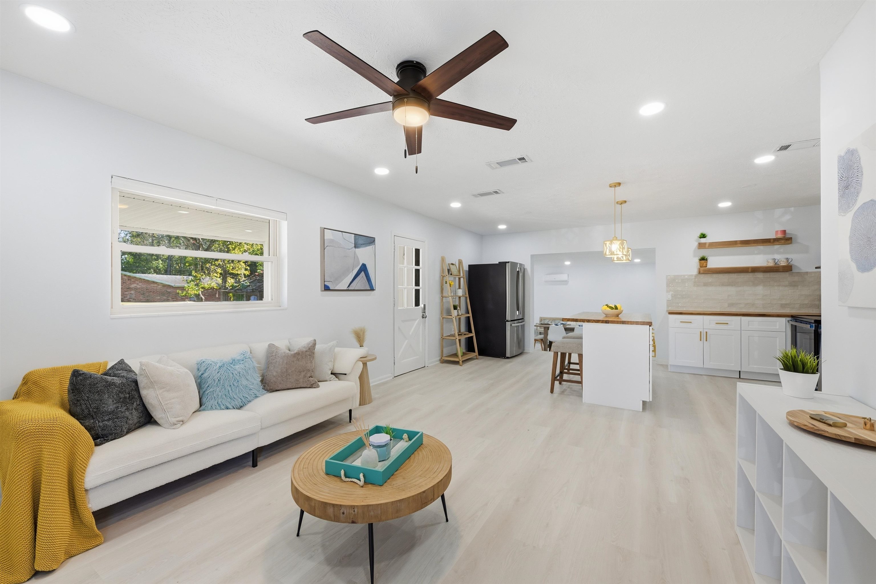 Image 9 of 36 For 8628 Blarney Stone Ct