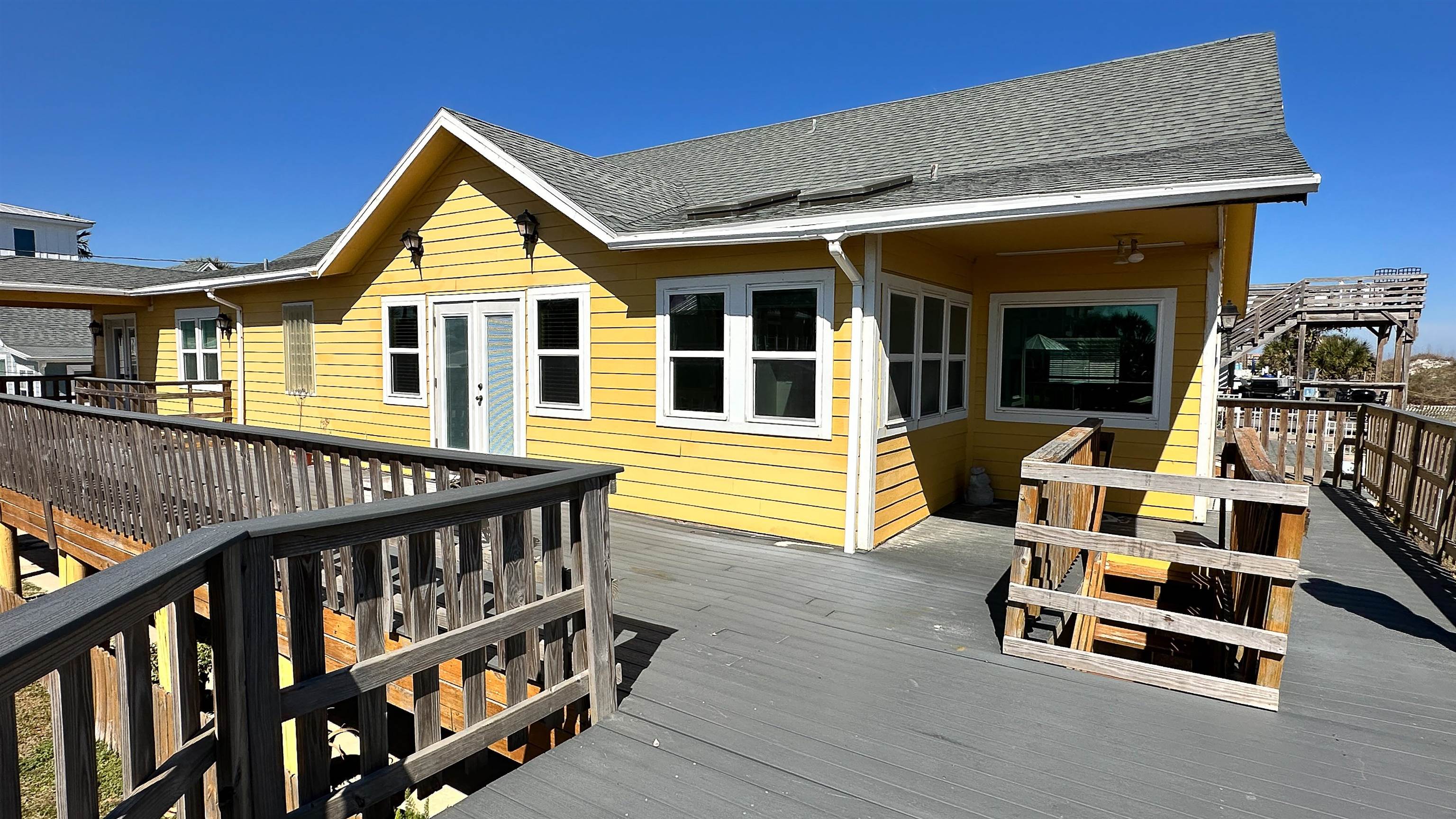 Image 32 of 72 For 2 11th Street