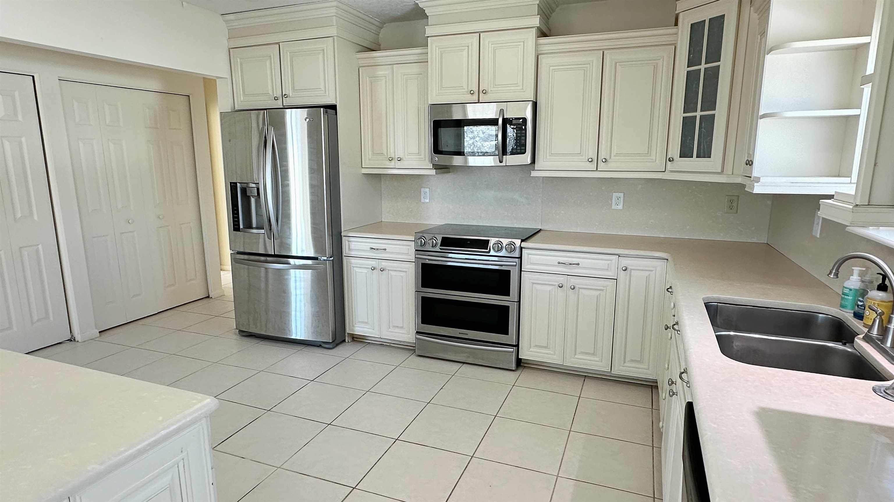 Image 48 of 72 For 2 11th Street