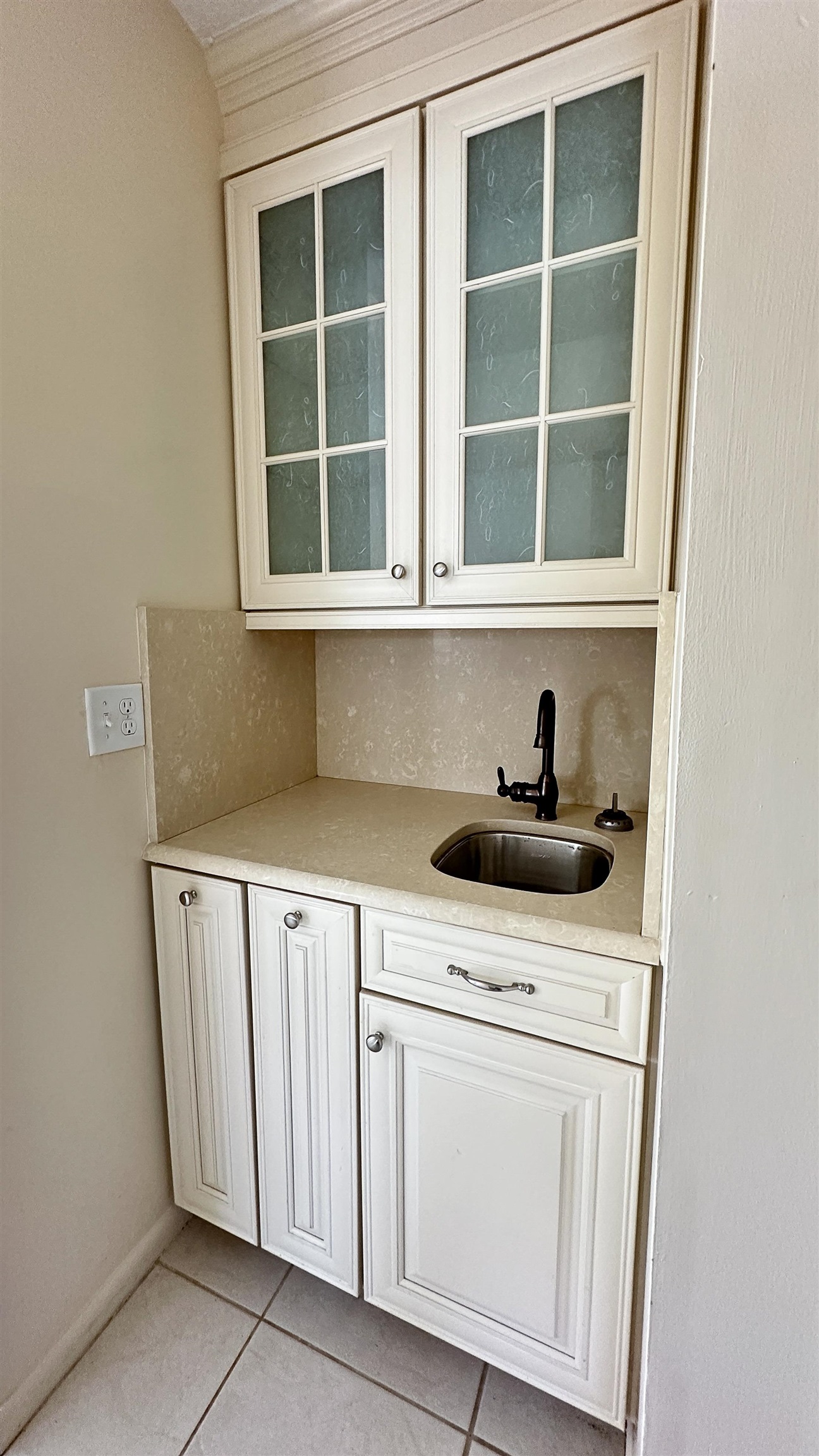 Image 51 of 72 For 2 11th Street