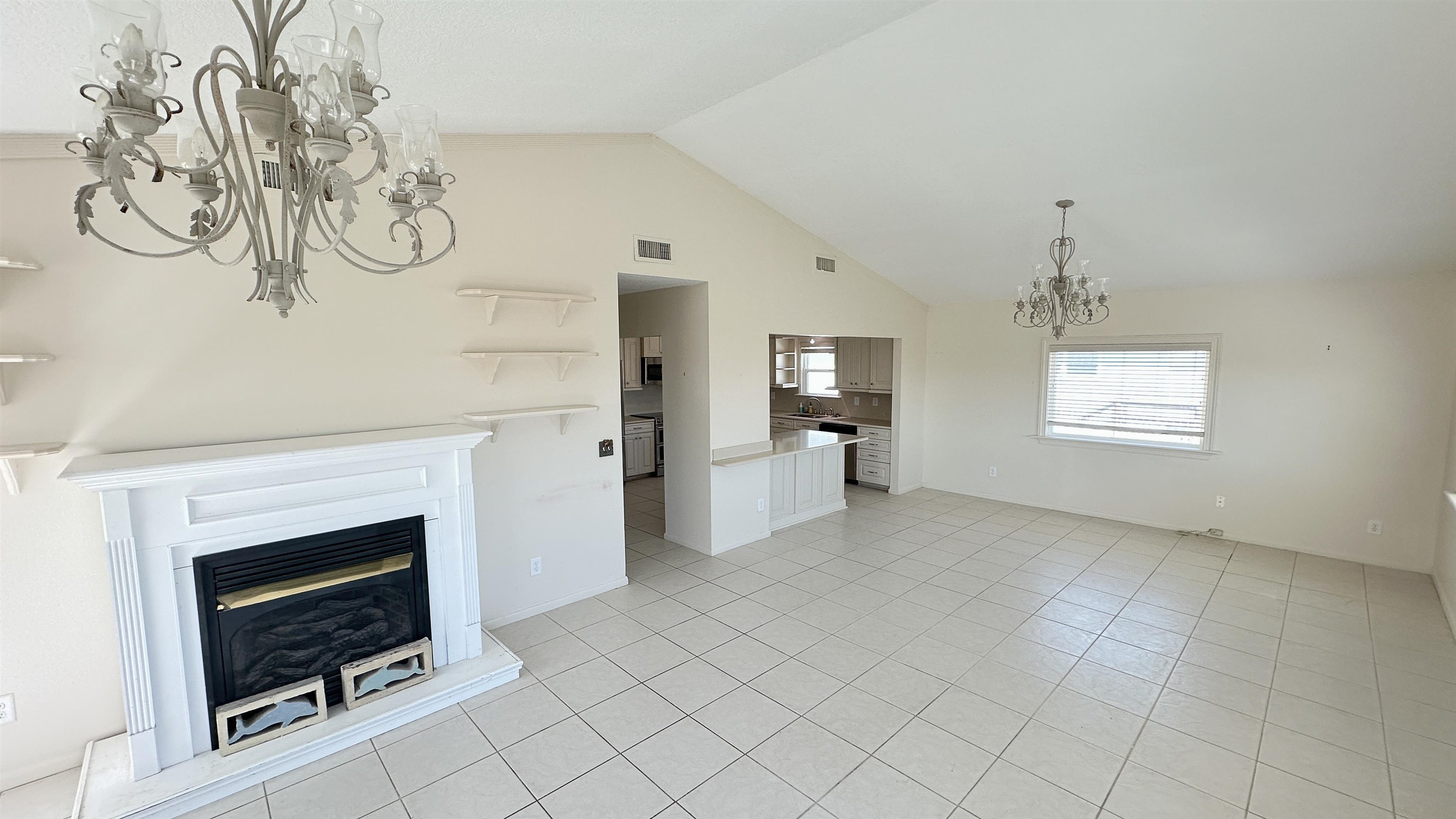 Image 52 of 72 For 2 11th Street