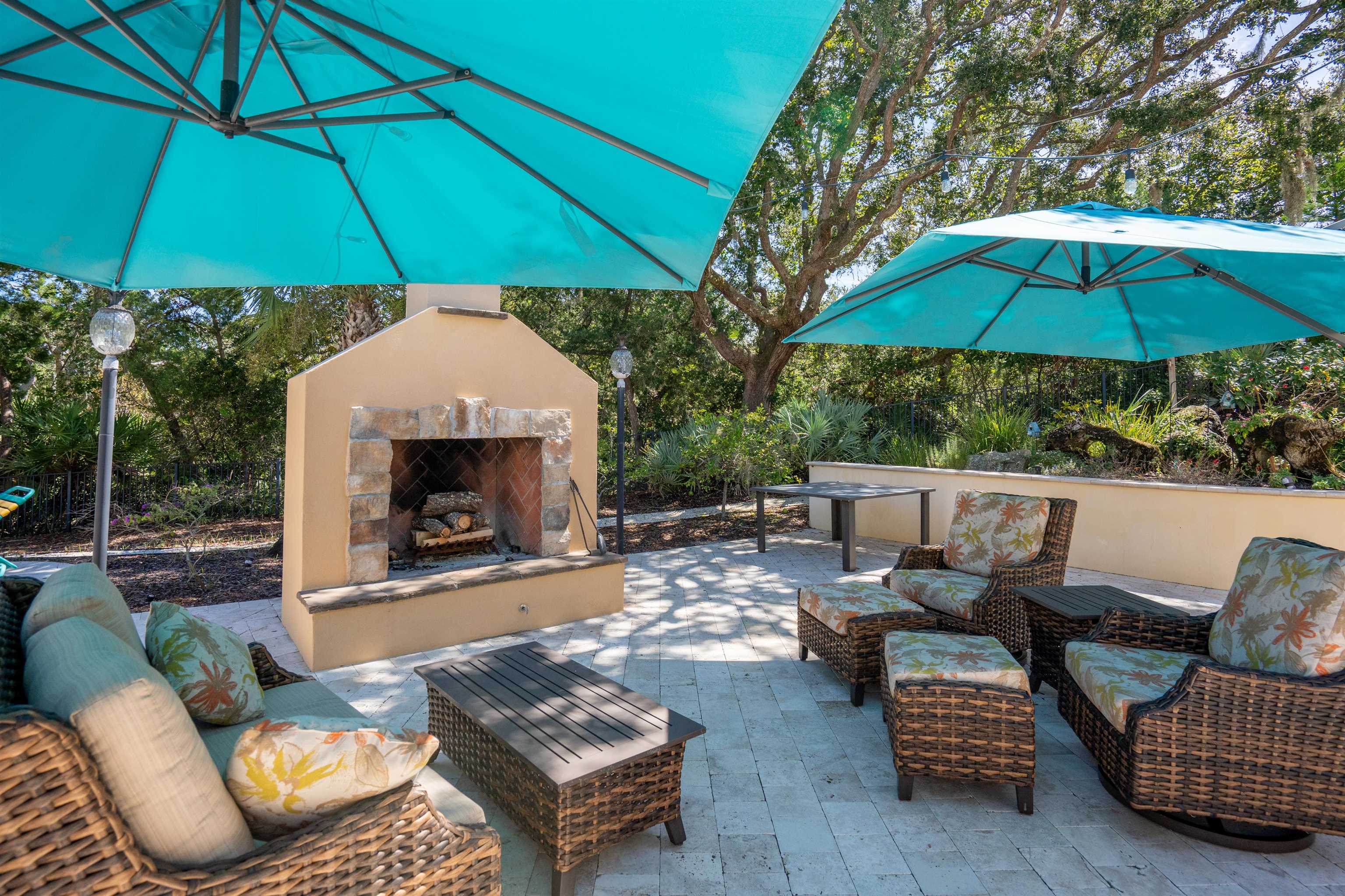 Image 27 of 89 For 916 Ocean Palm Way