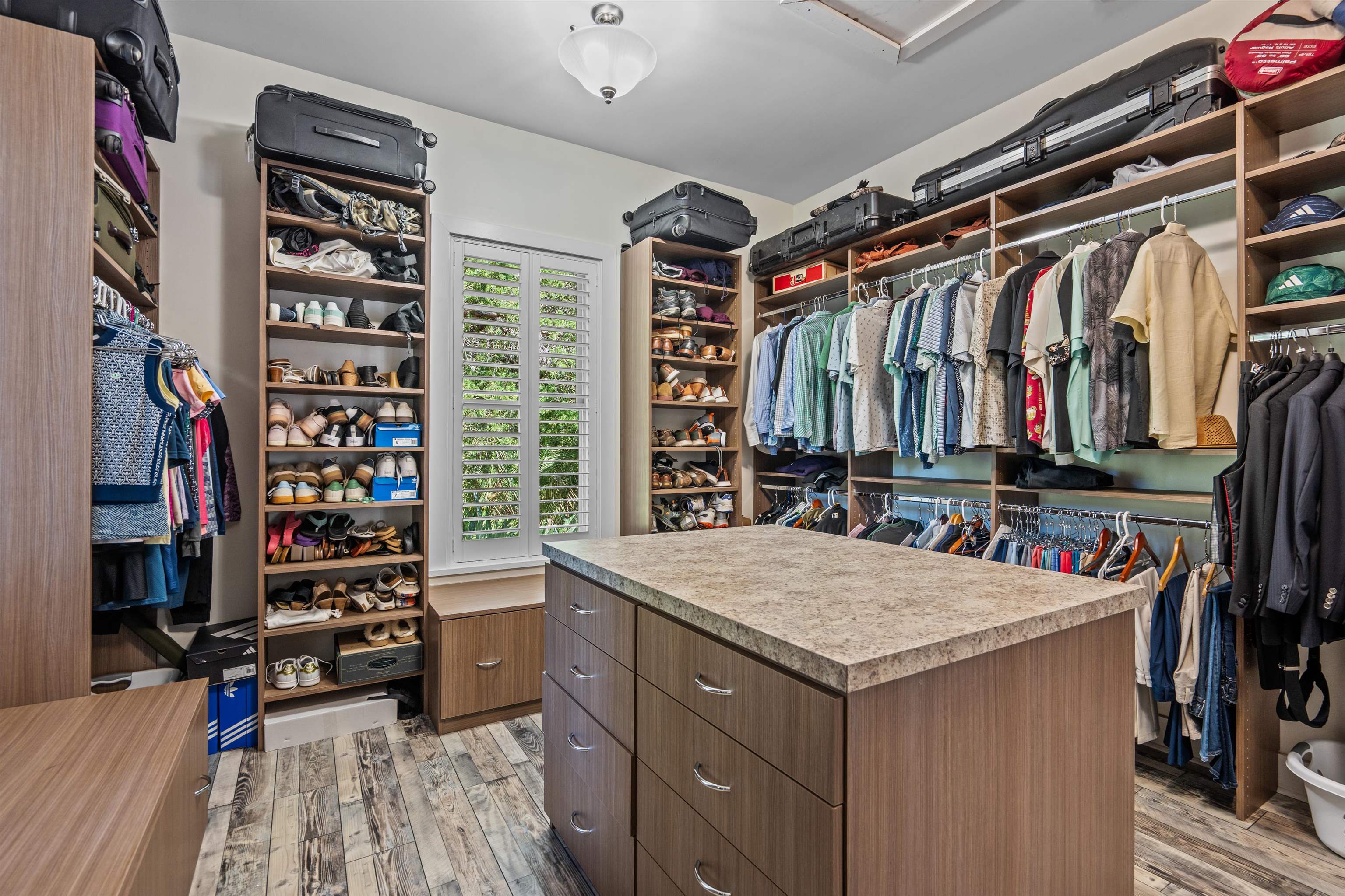 Image 70 of 89 For 916 Ocean Palm Way