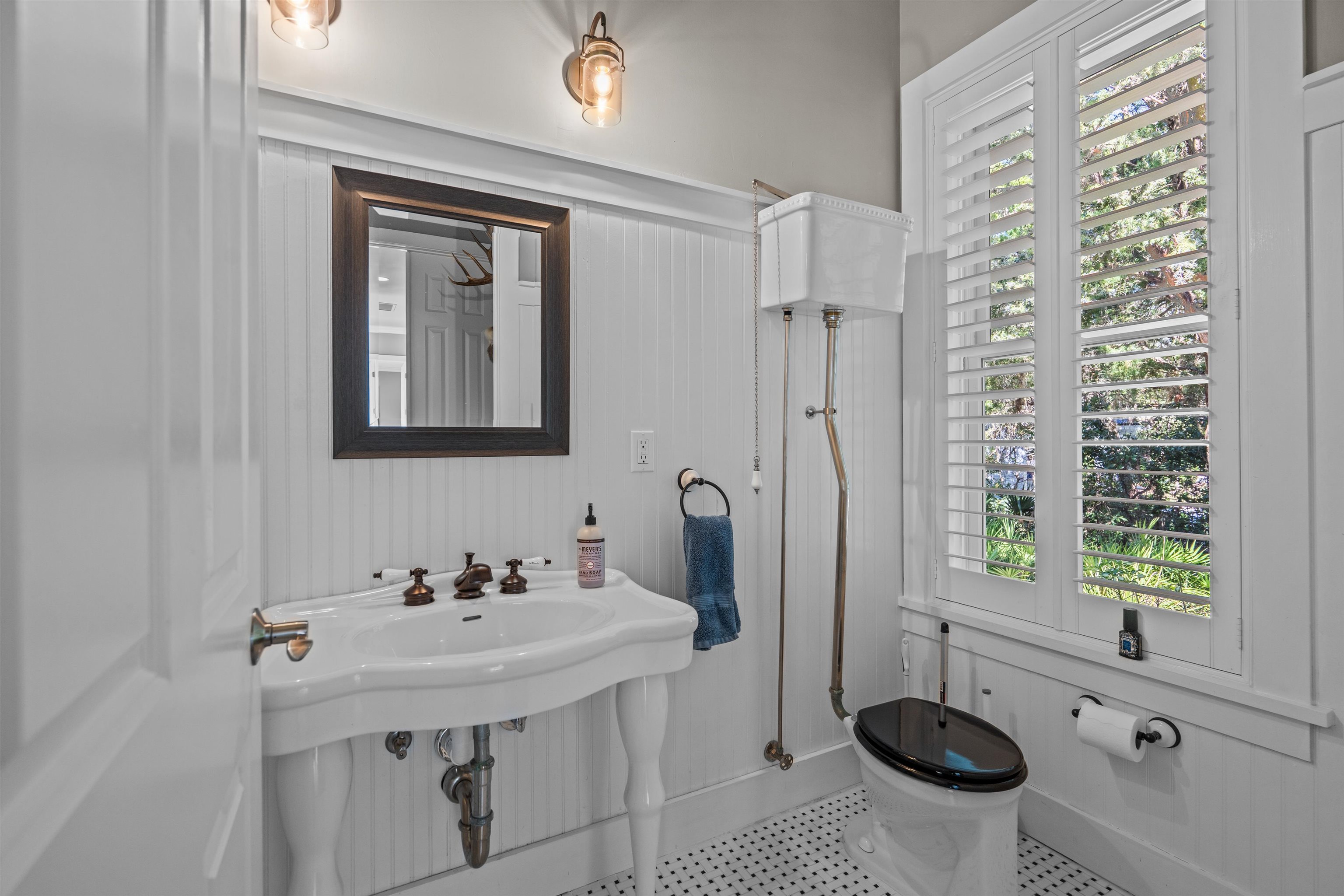 Image 71 of 89 For 916 Ocean Palm Way