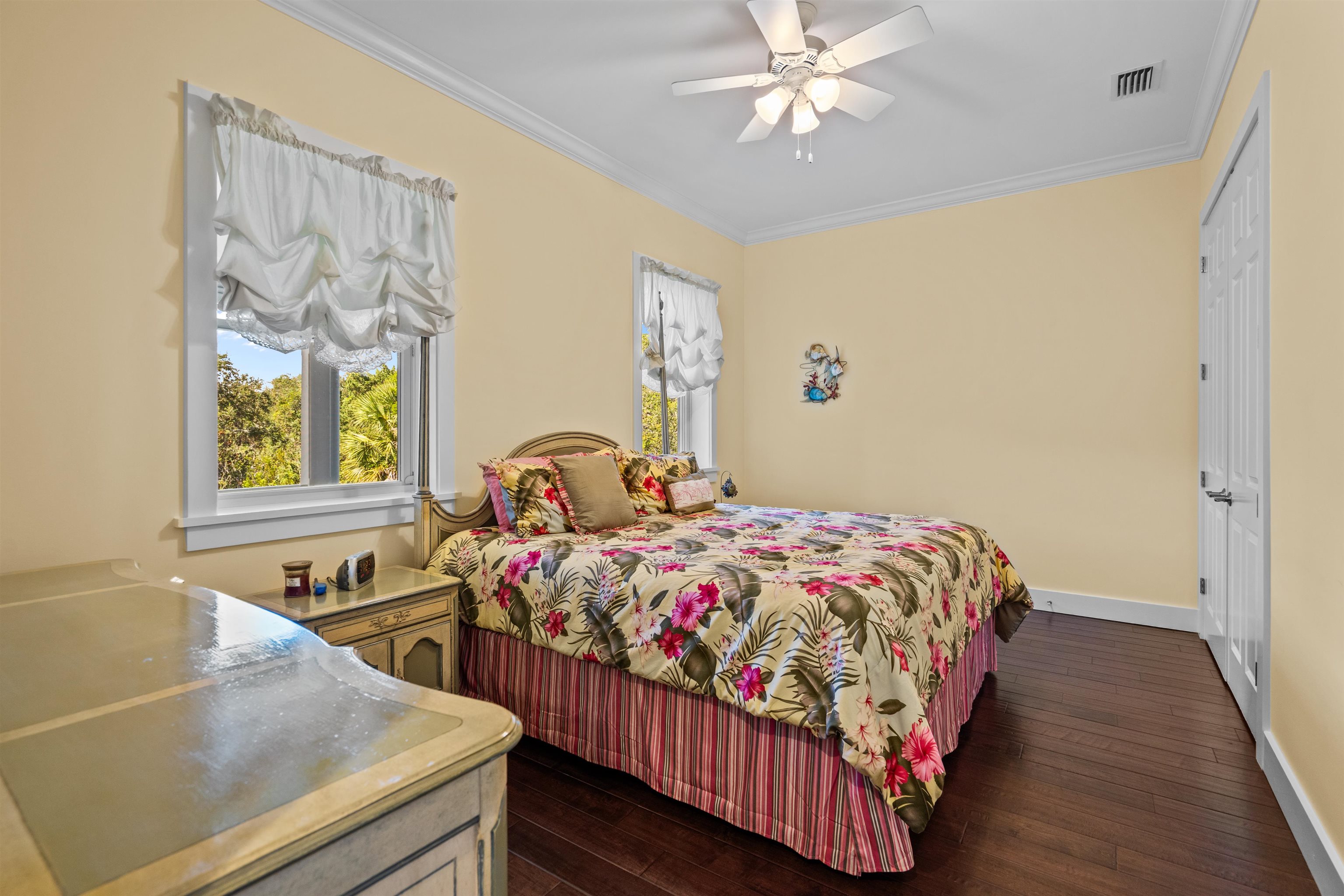 Image 83 of 89 For 916 Ocean Palm Way