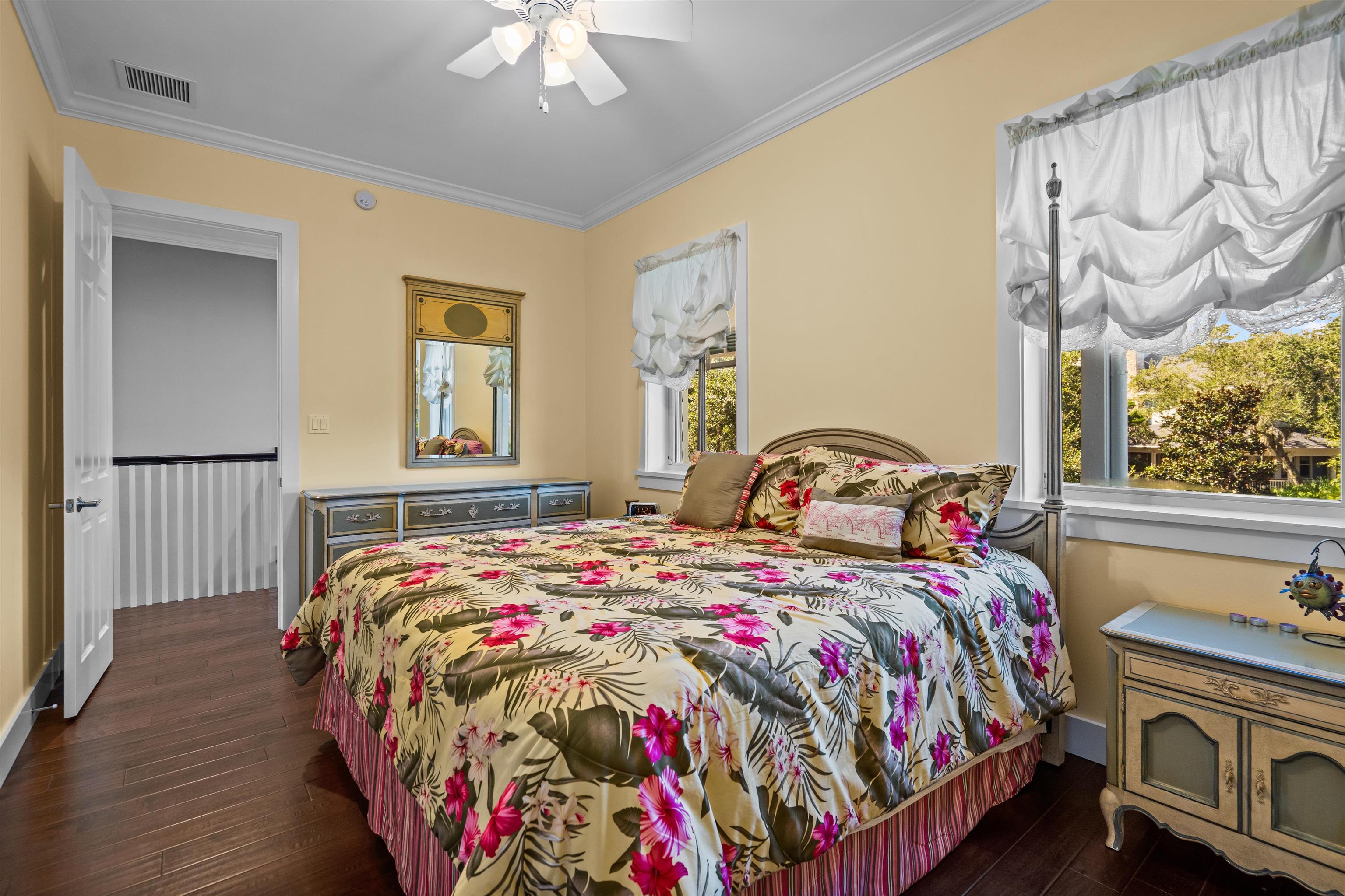 Image 84 of 89 For 916 Ocean Palm Way