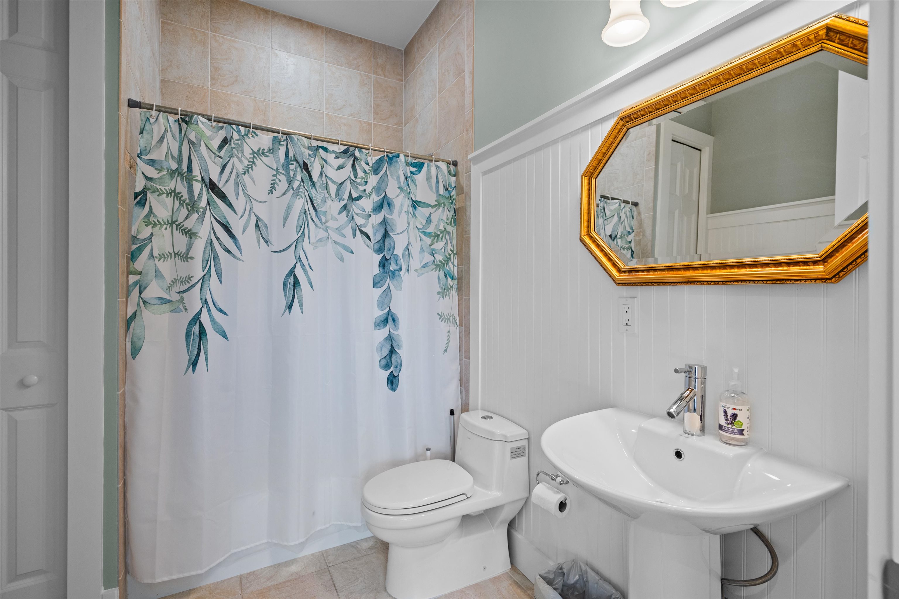 Image 86 of 89 For 916 Ocean Palm Way