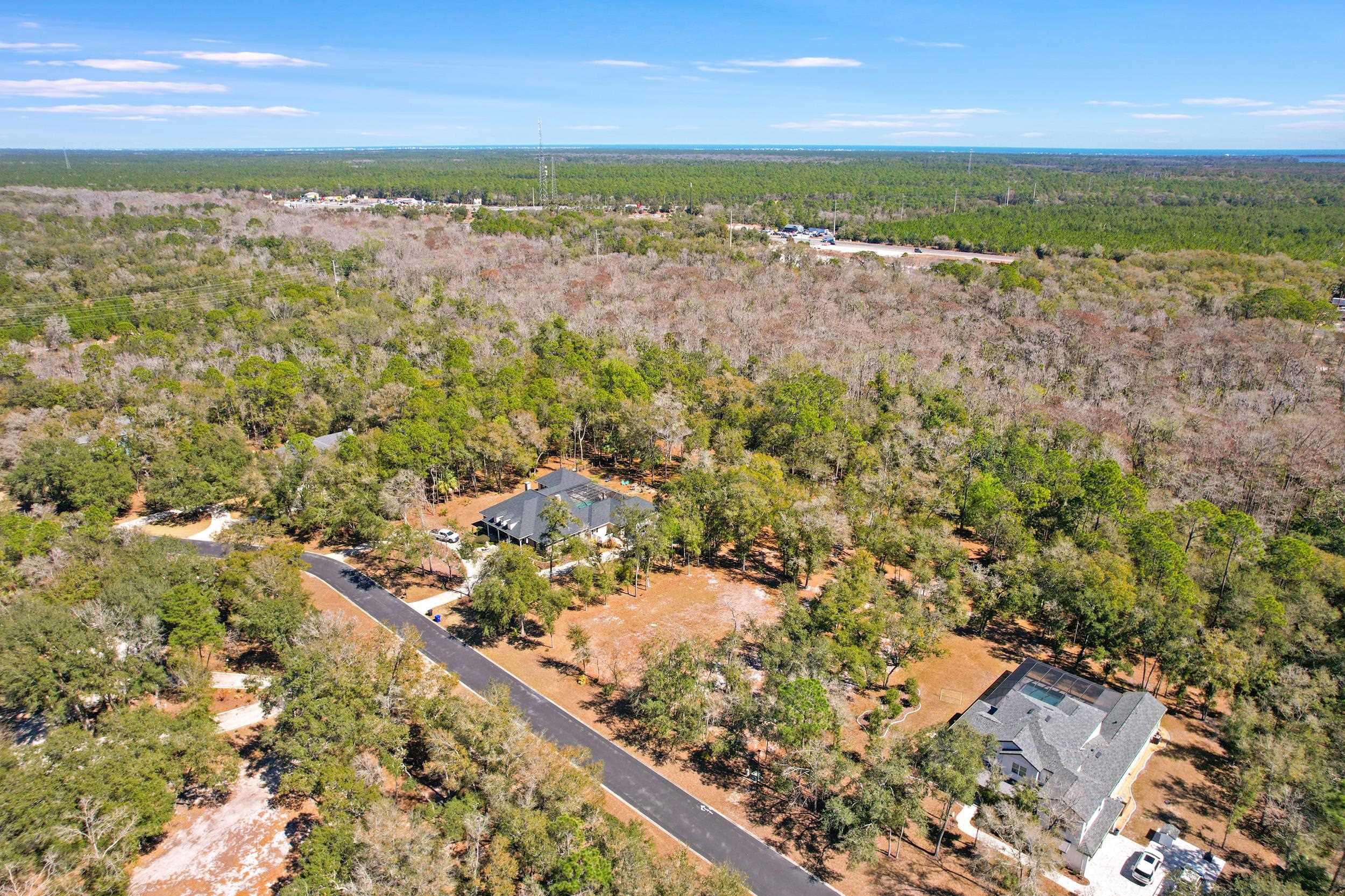 Image 7 of 32 For 130 & 131 Dancing Horse Dr