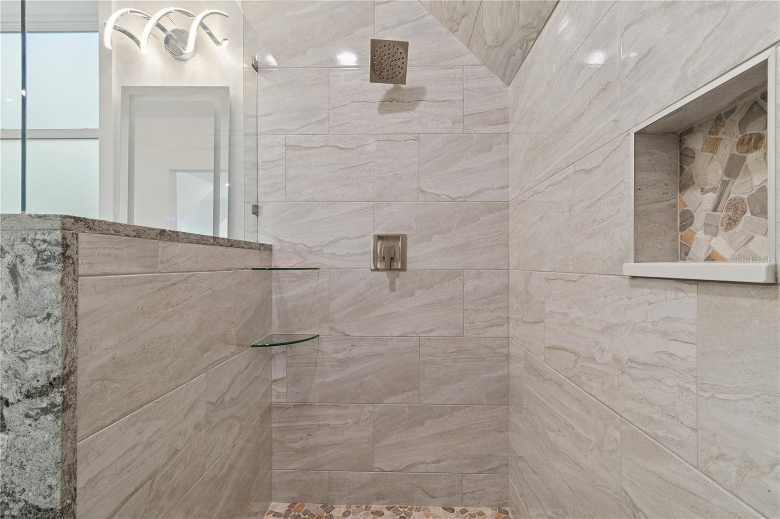 Image 40 of 55 For 117 Hernandez Ave