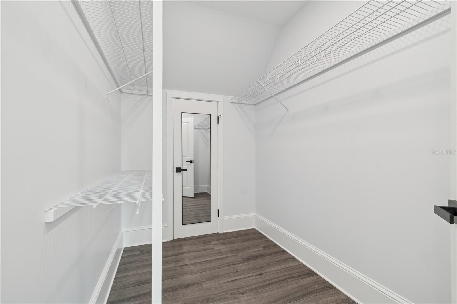 Image 44 of 55 For 117 Hernandez Ave