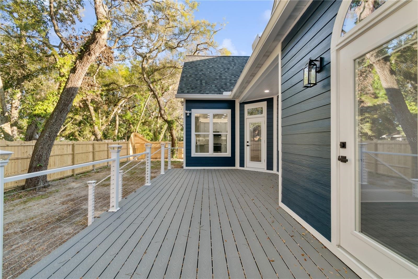 Image 5 of 55 For 117 Hernandez Ave