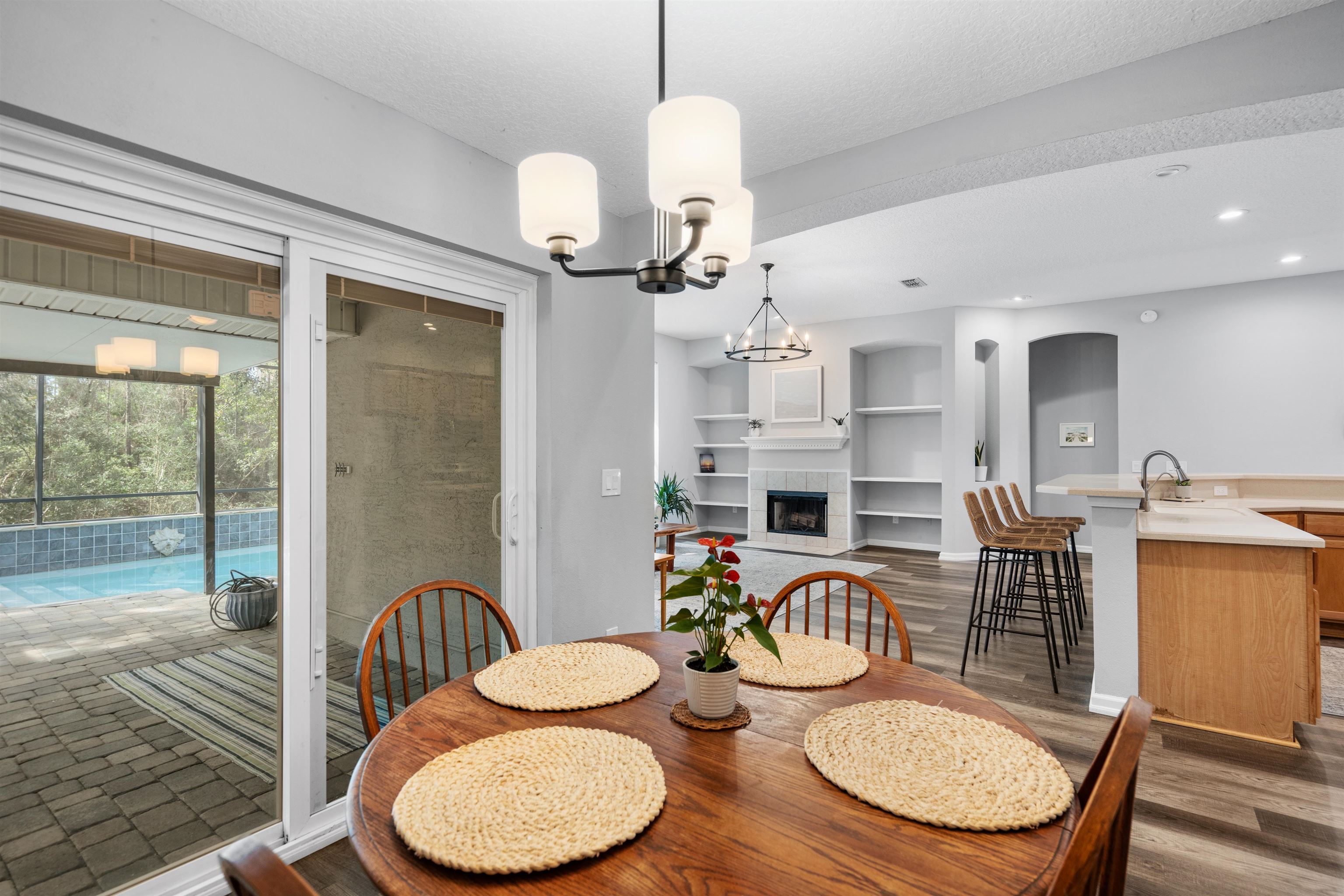 Image 23 of 63 For 221 Cacique Drive