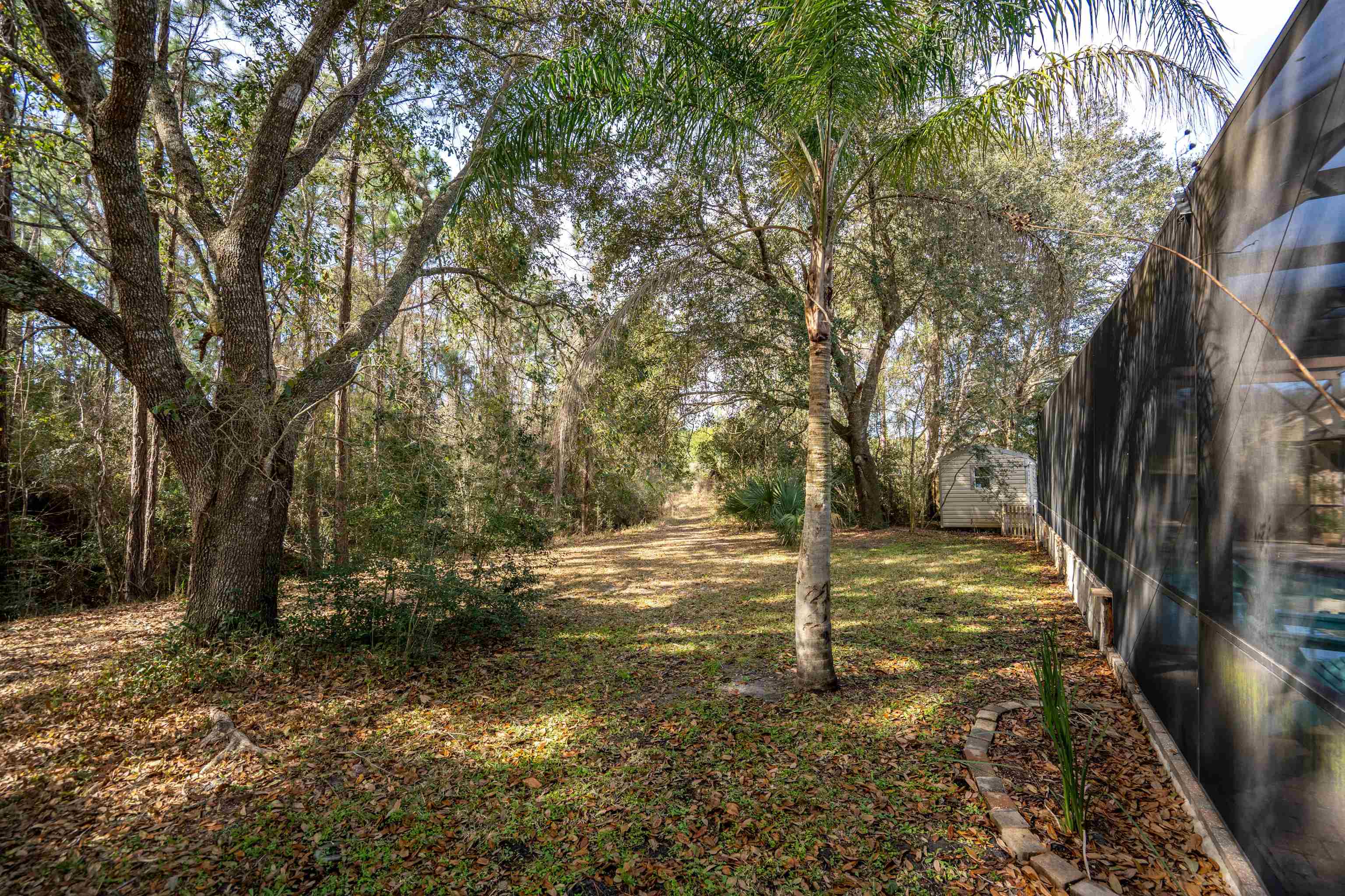 Image 32 of 63 For 221 Cacique Drive